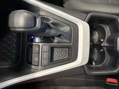2025 Toyota RAV4 XLE FWD