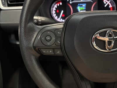 2025 Toyota RAV4 XLE FWD