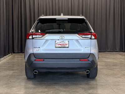 2025 Toyota RAV4 XLE FWD