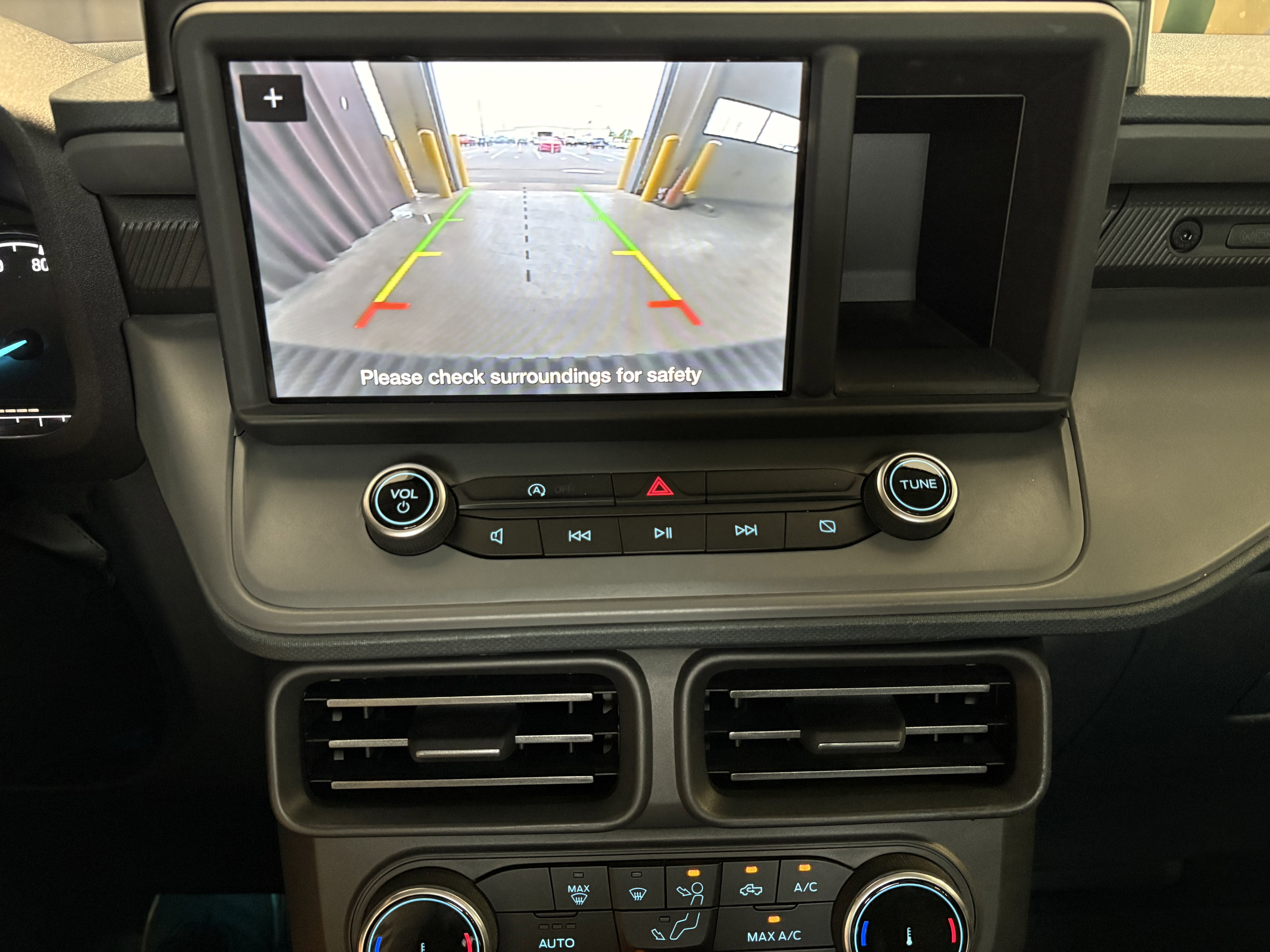 2023 Ford Maverick LARIAT Advanced AWD