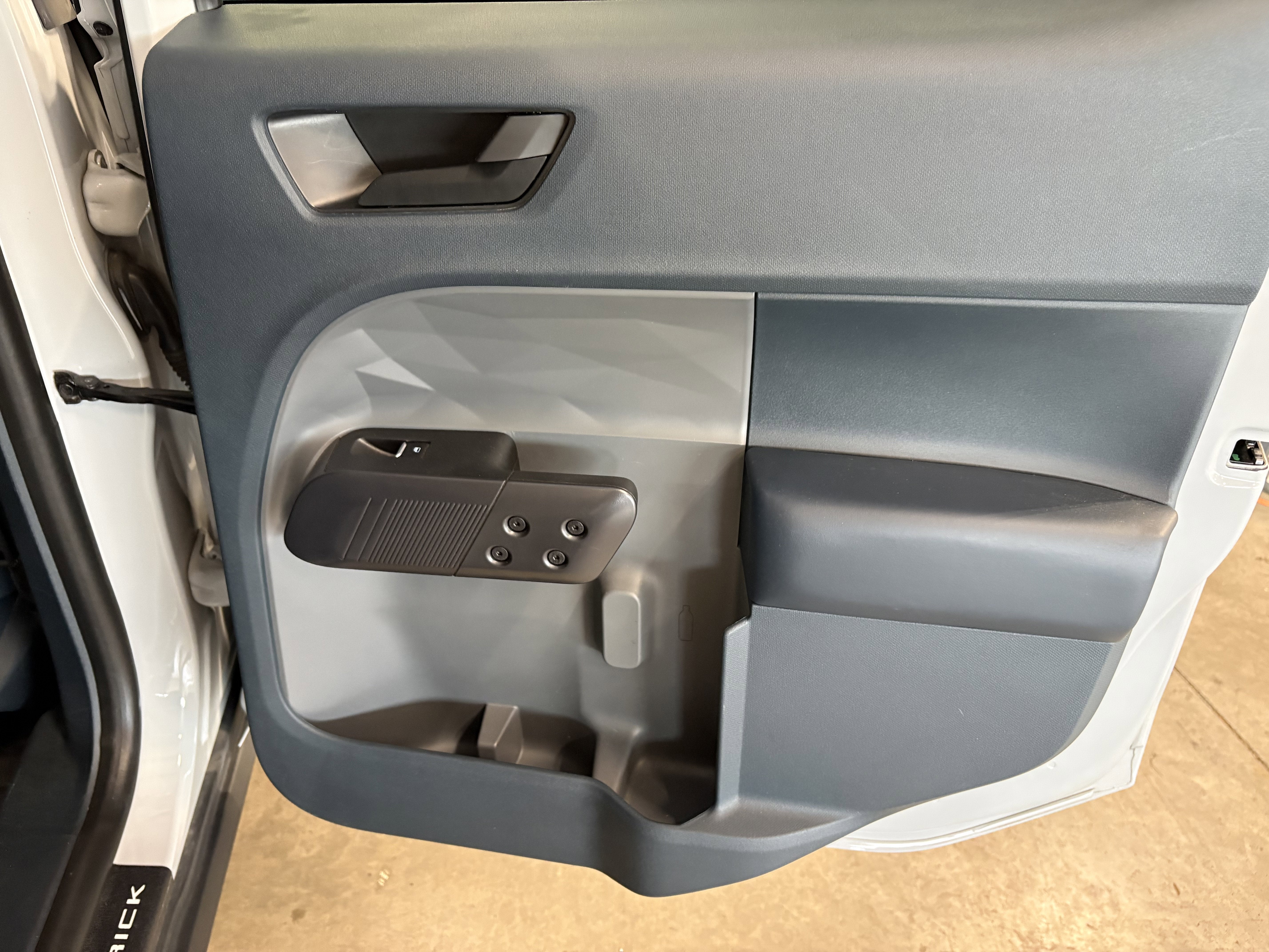 2023 Ford Maverick LARIAT Advanced AWD