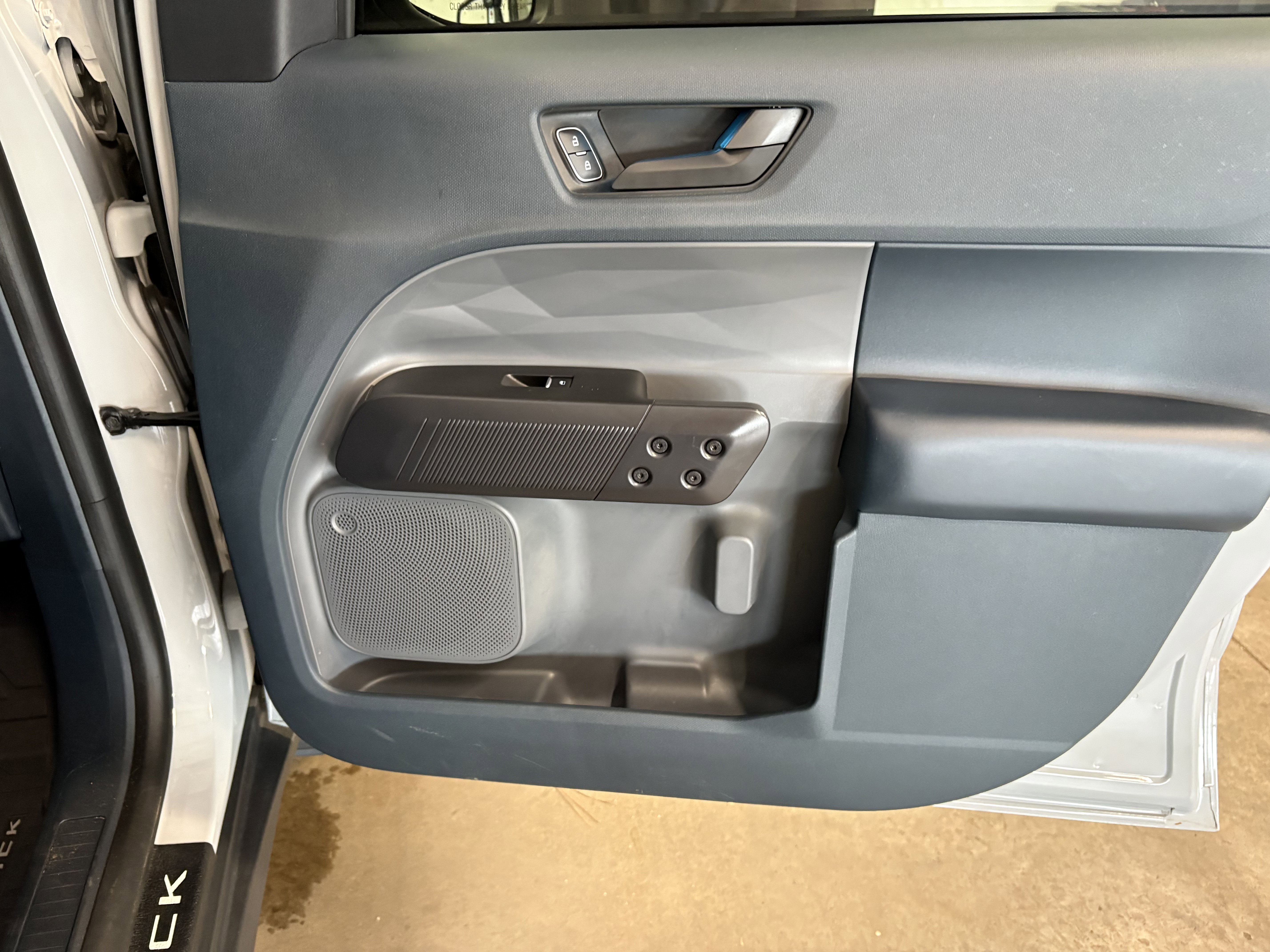 2023 Ford Maverick LARIAT Advanced AWD
