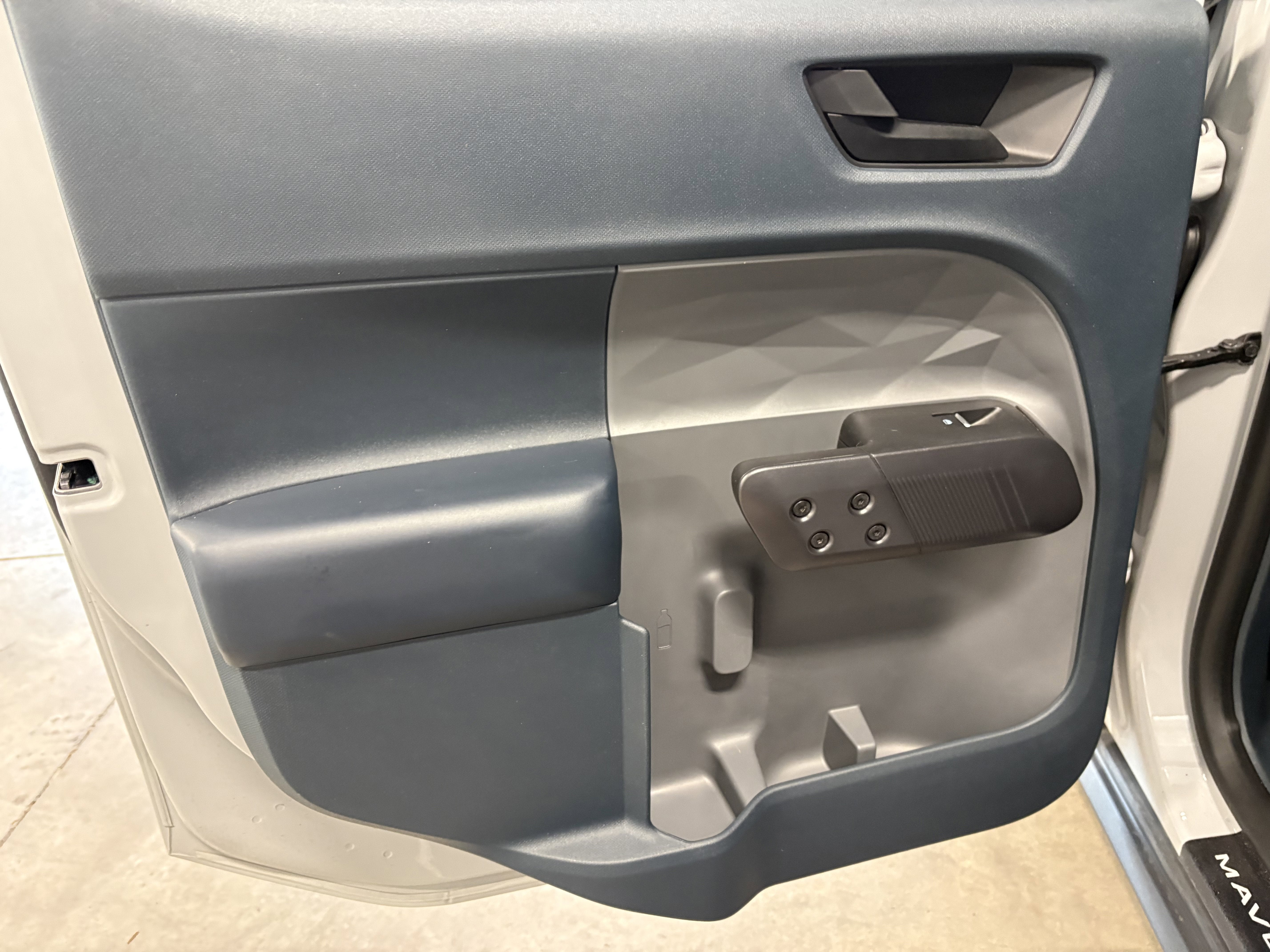 2023 Ford Maverick LARIAT Advanced AWD