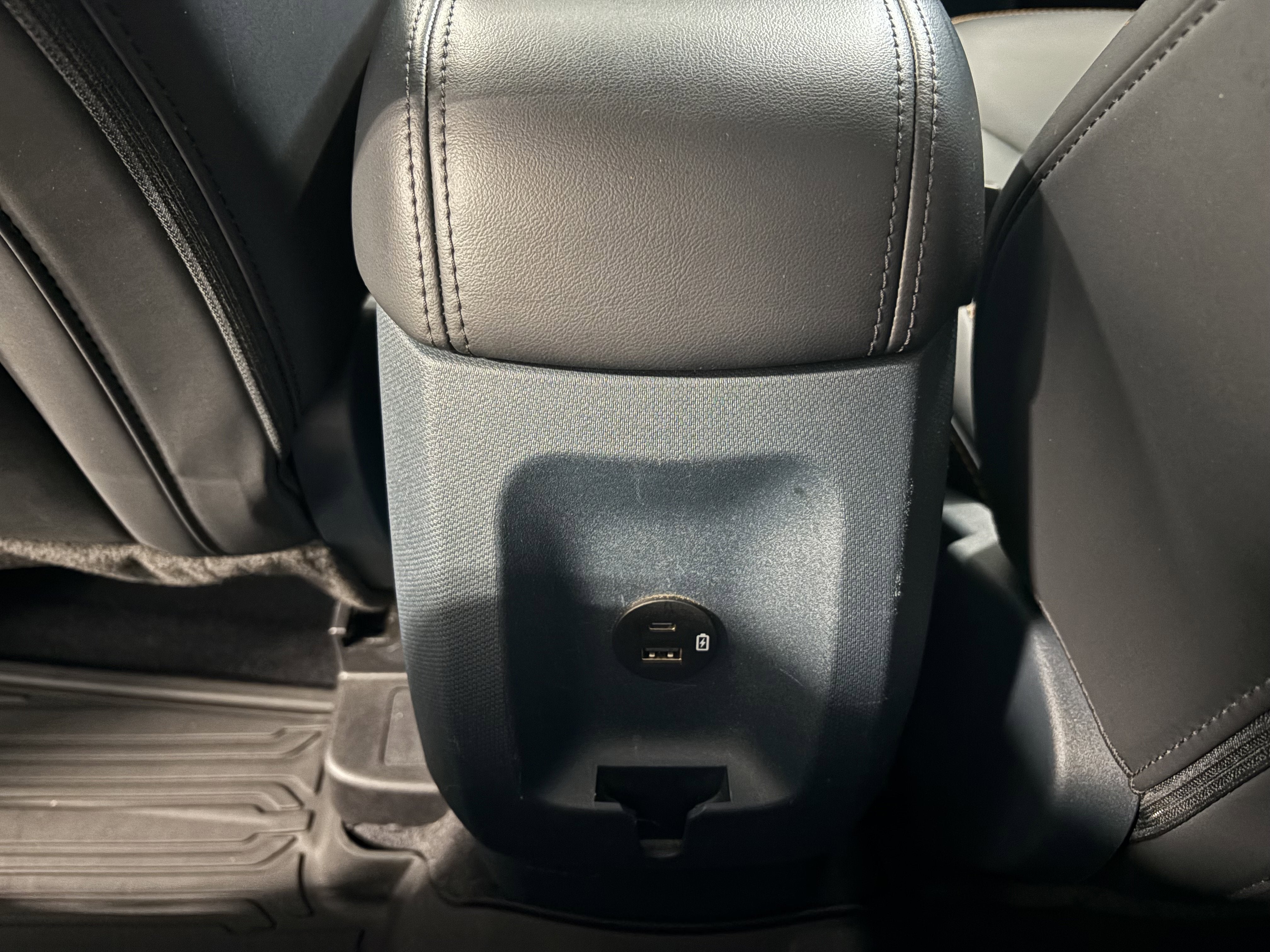 2023 Ford Maverick LARIAT Advanced AWD
