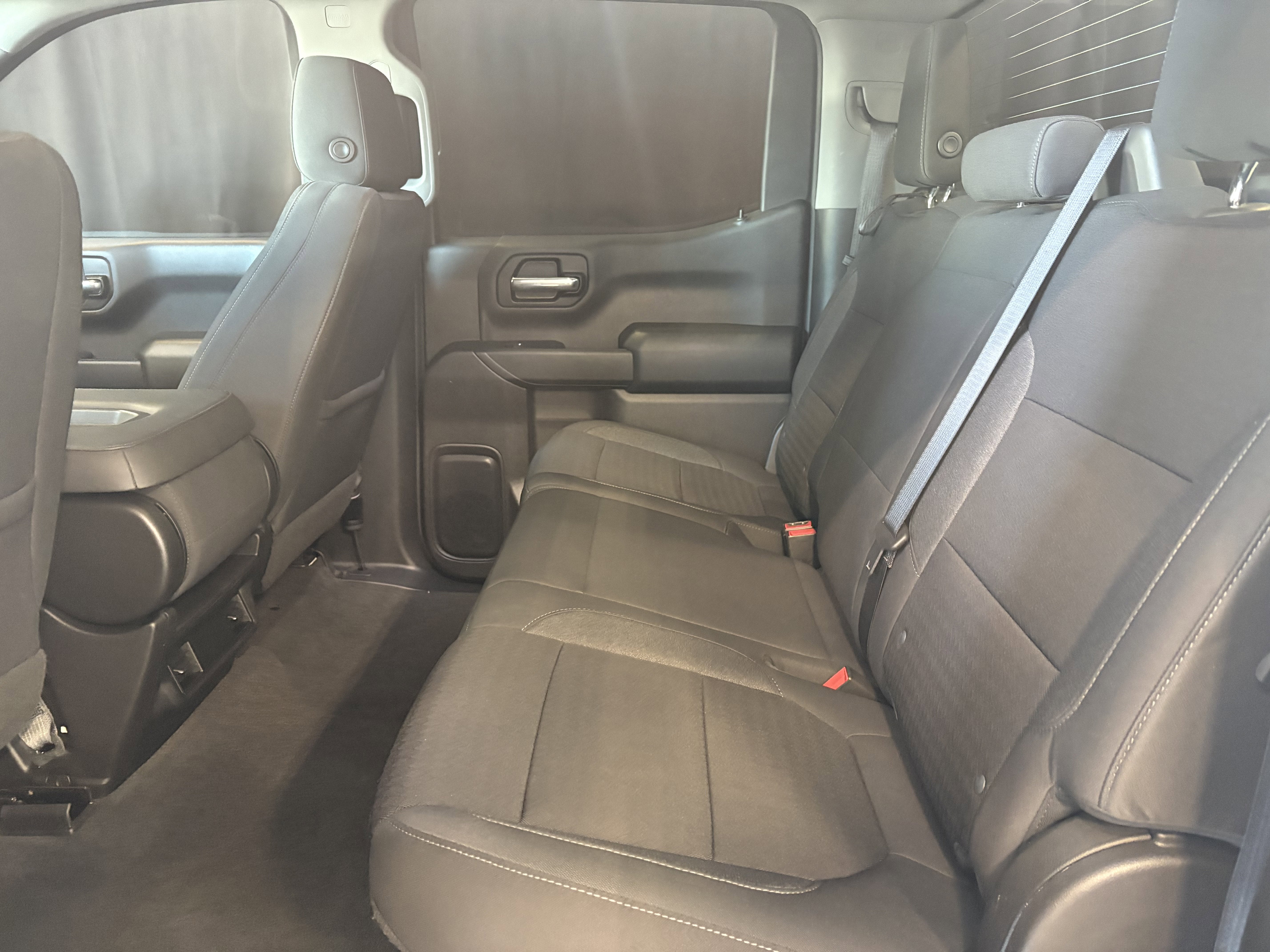 2022 Chevrolet Silverado 1500 LTD Custom RWD