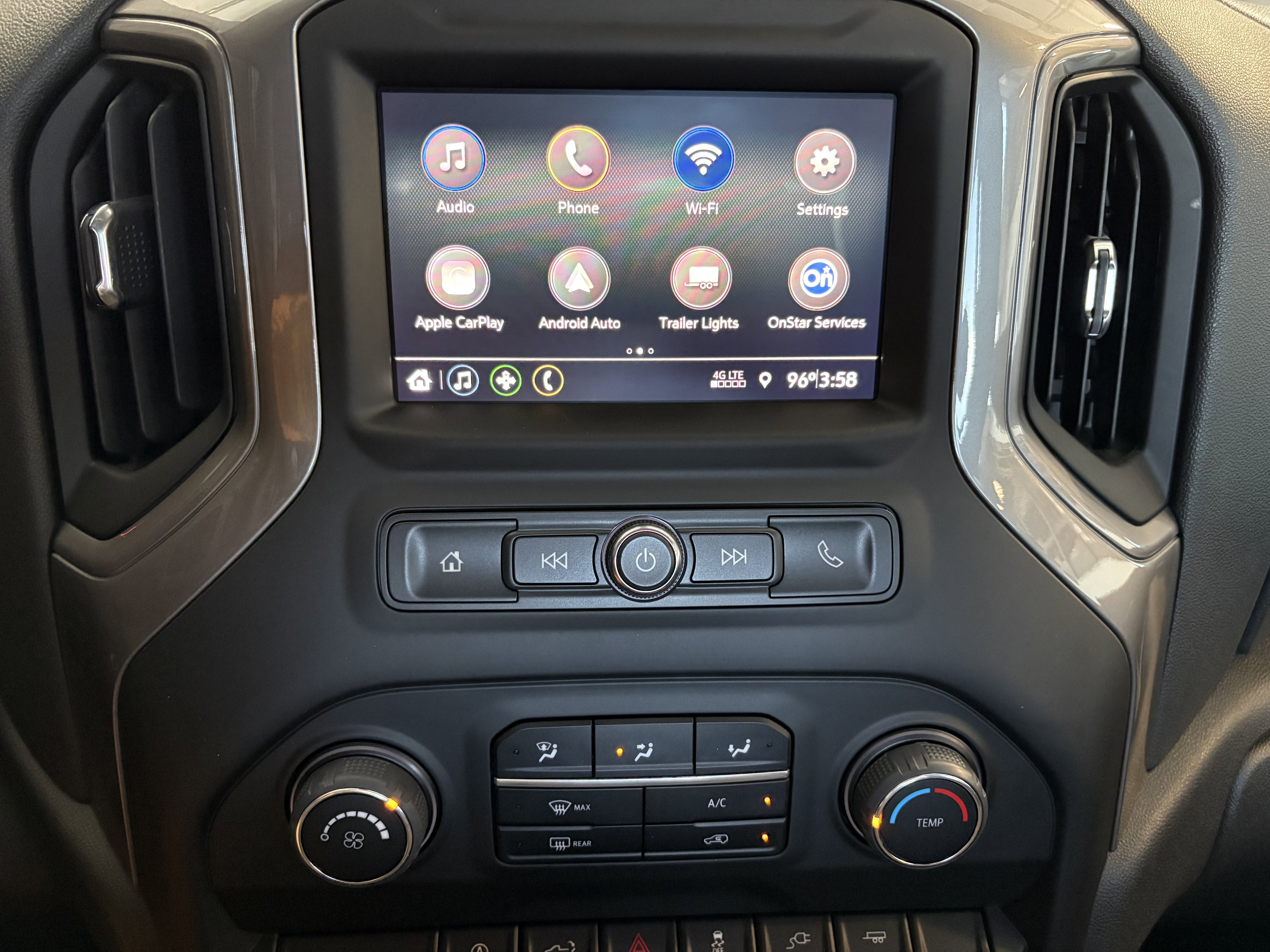 2022 Chevrolet Silverado 1500 LTD Custom RWD