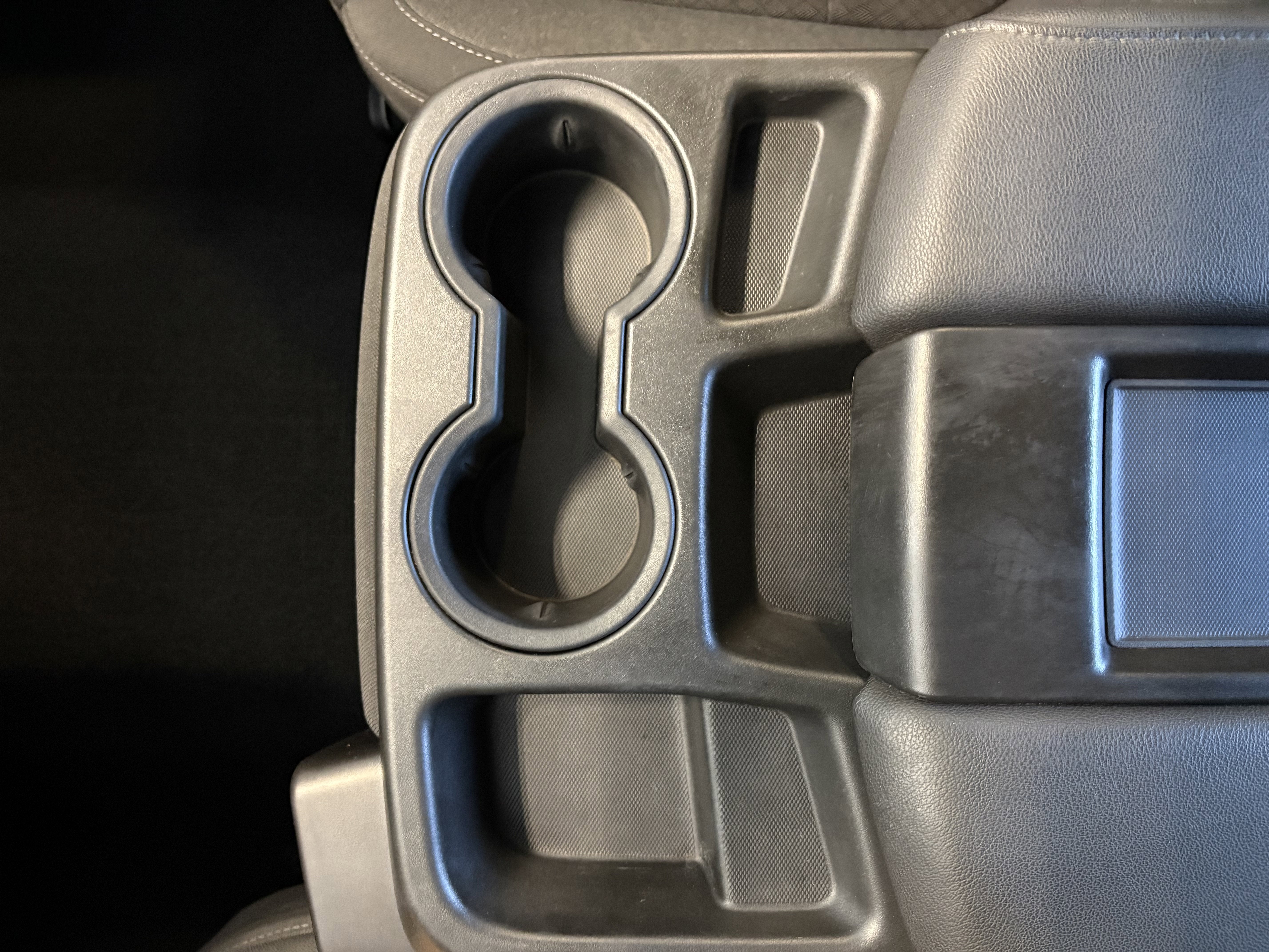 2022 Chevrolet Silverado 1500 LTD Custom RWD