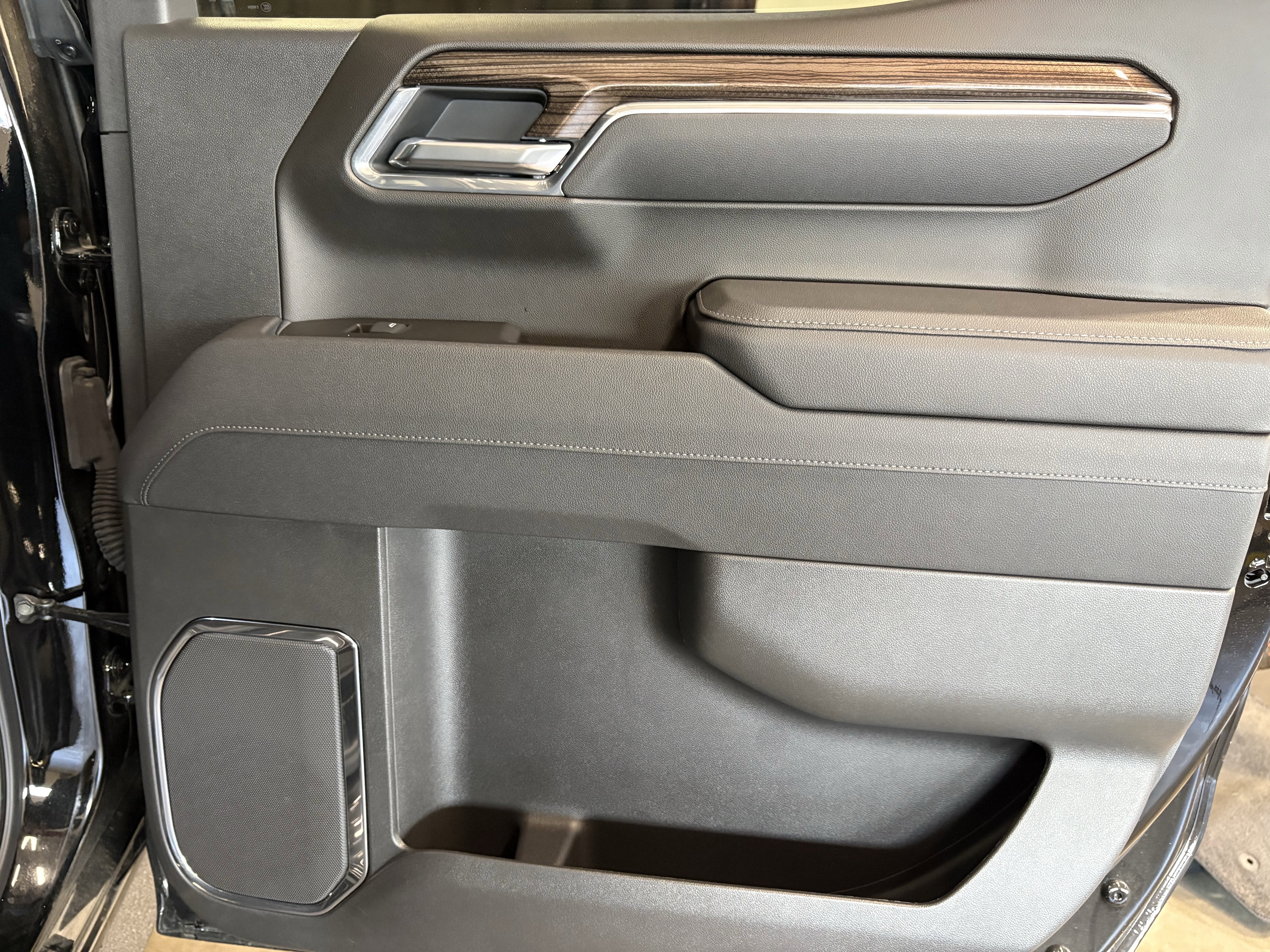 2025 Chevrolet Silverado 1500 LT Trail Boss 4WD