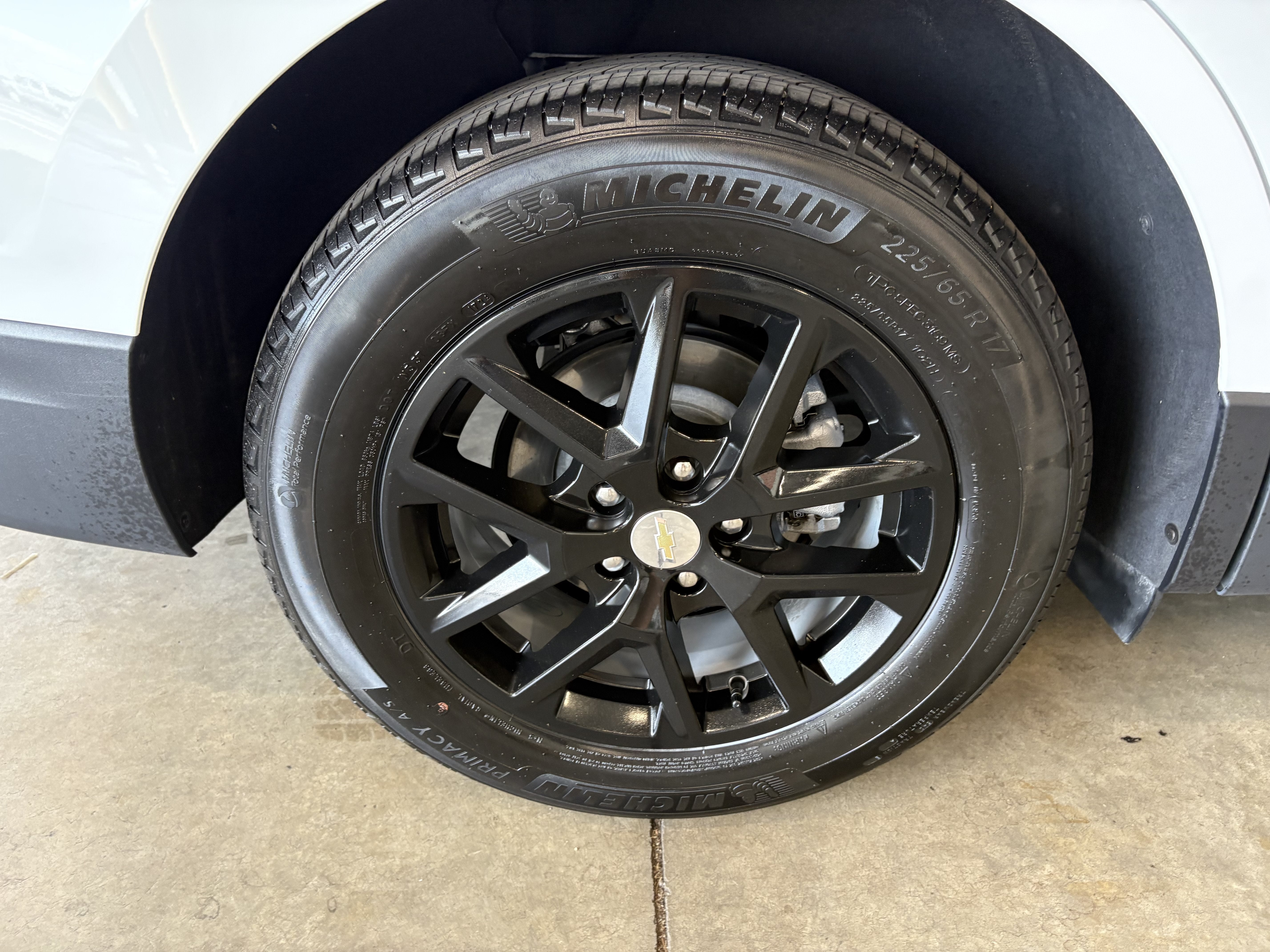 2024 Chevrolet Equinox FWD LT 
