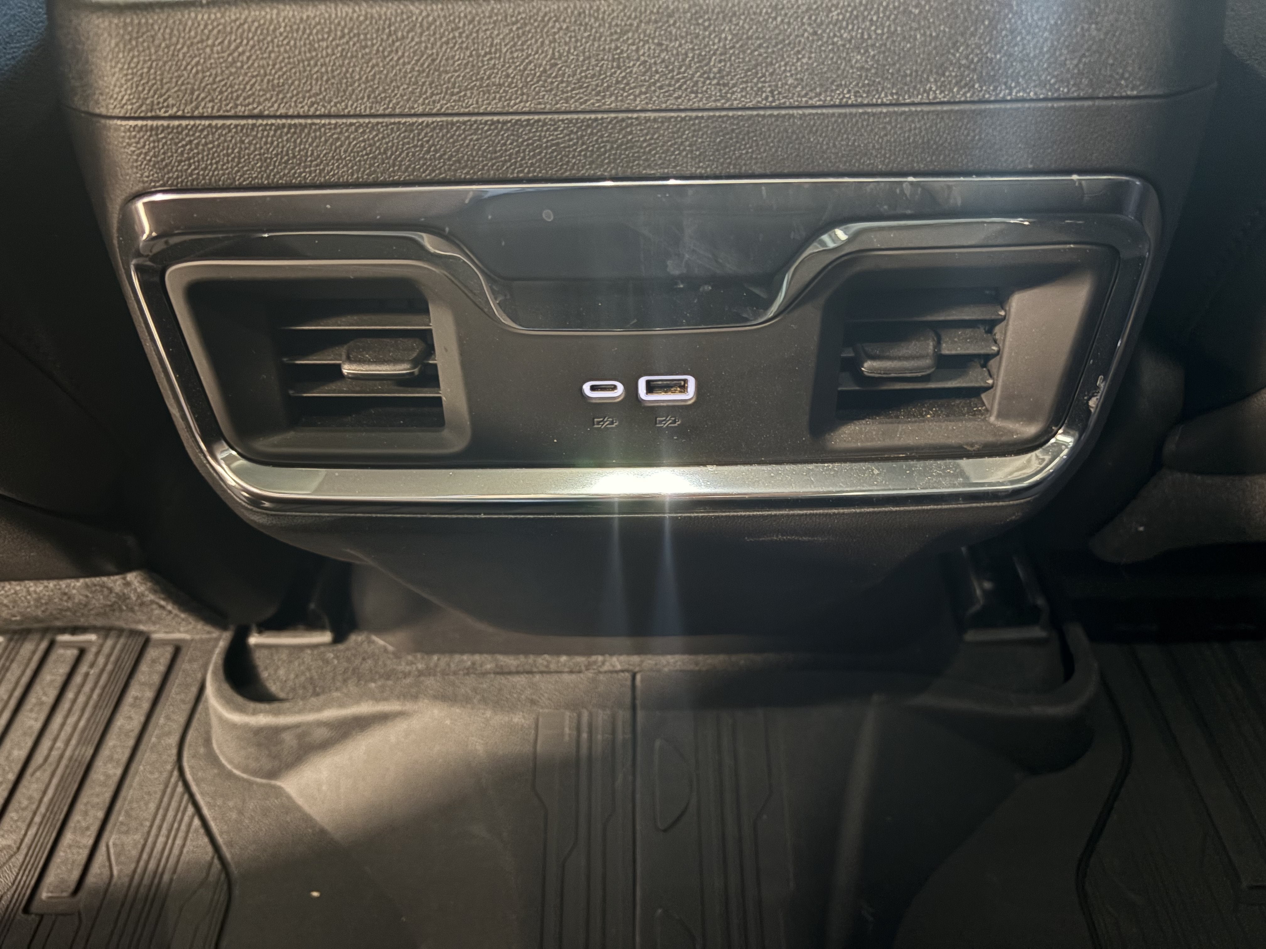 2024 GMC Sierra 1500 SLT RWD