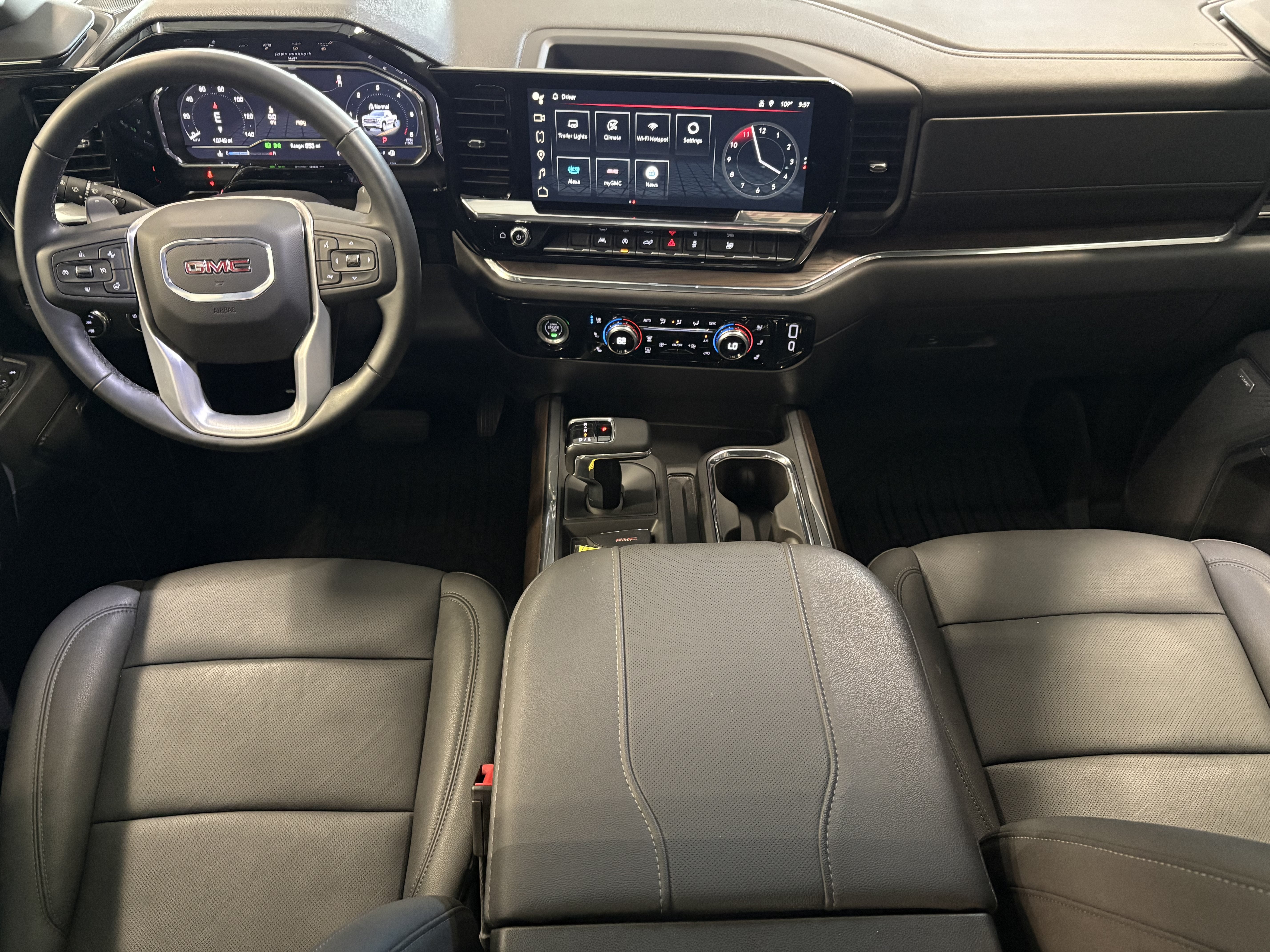 2024 GMC Sierra 1500 SLT RWD
