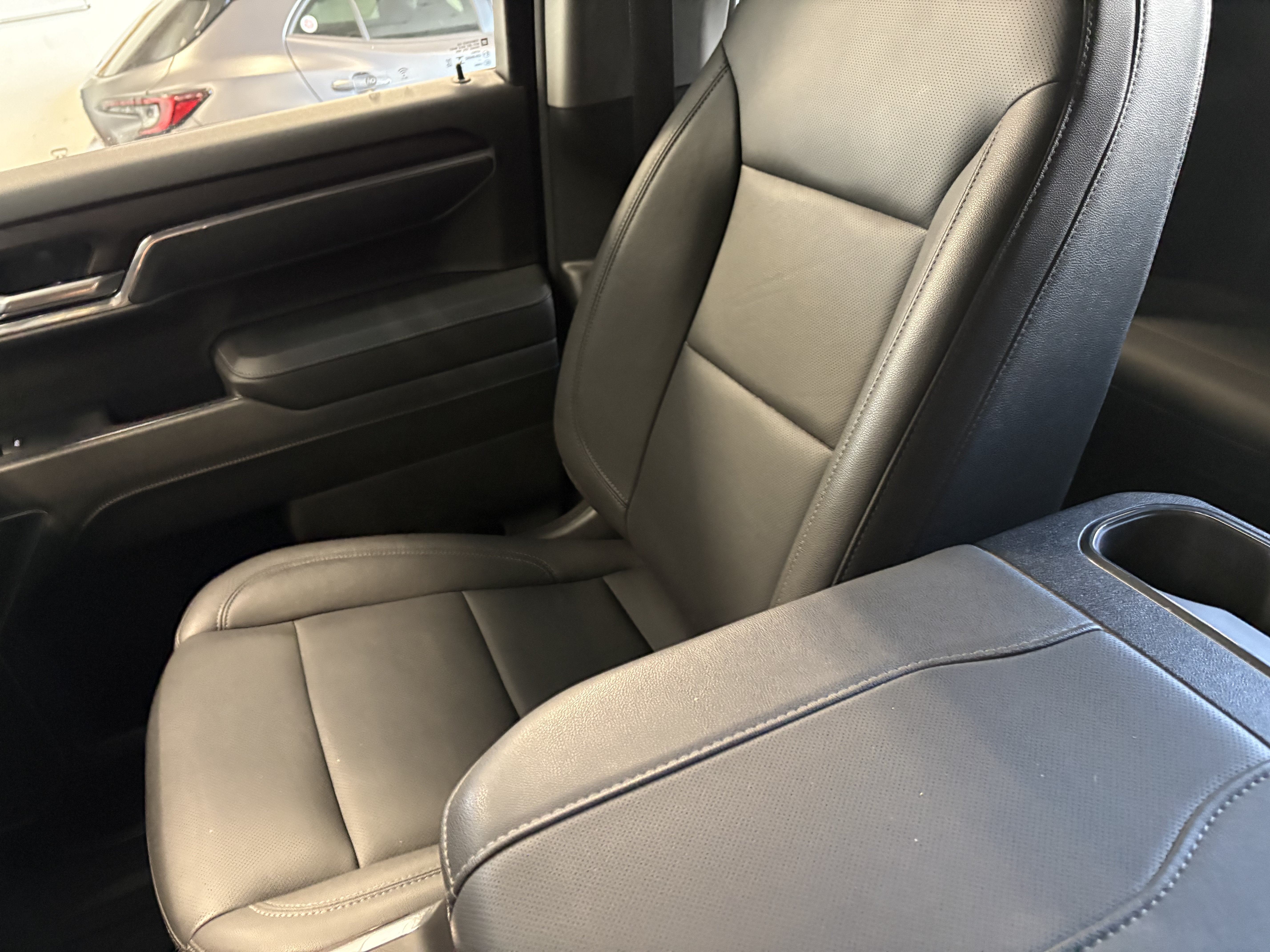 2024 GMC Sierra 1500 SLT RWD