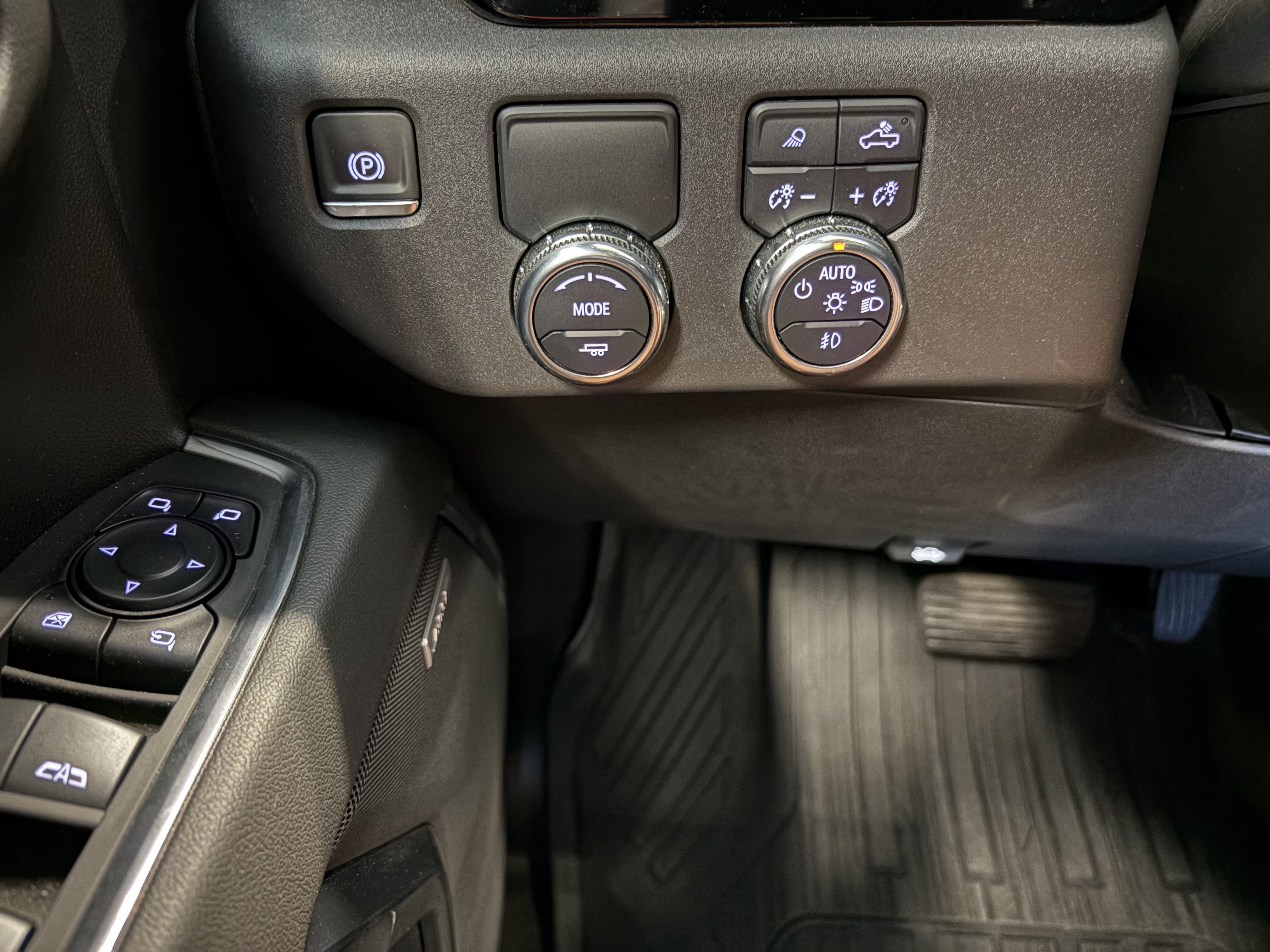 2024 GMC Sierra 1500 SLT RWD