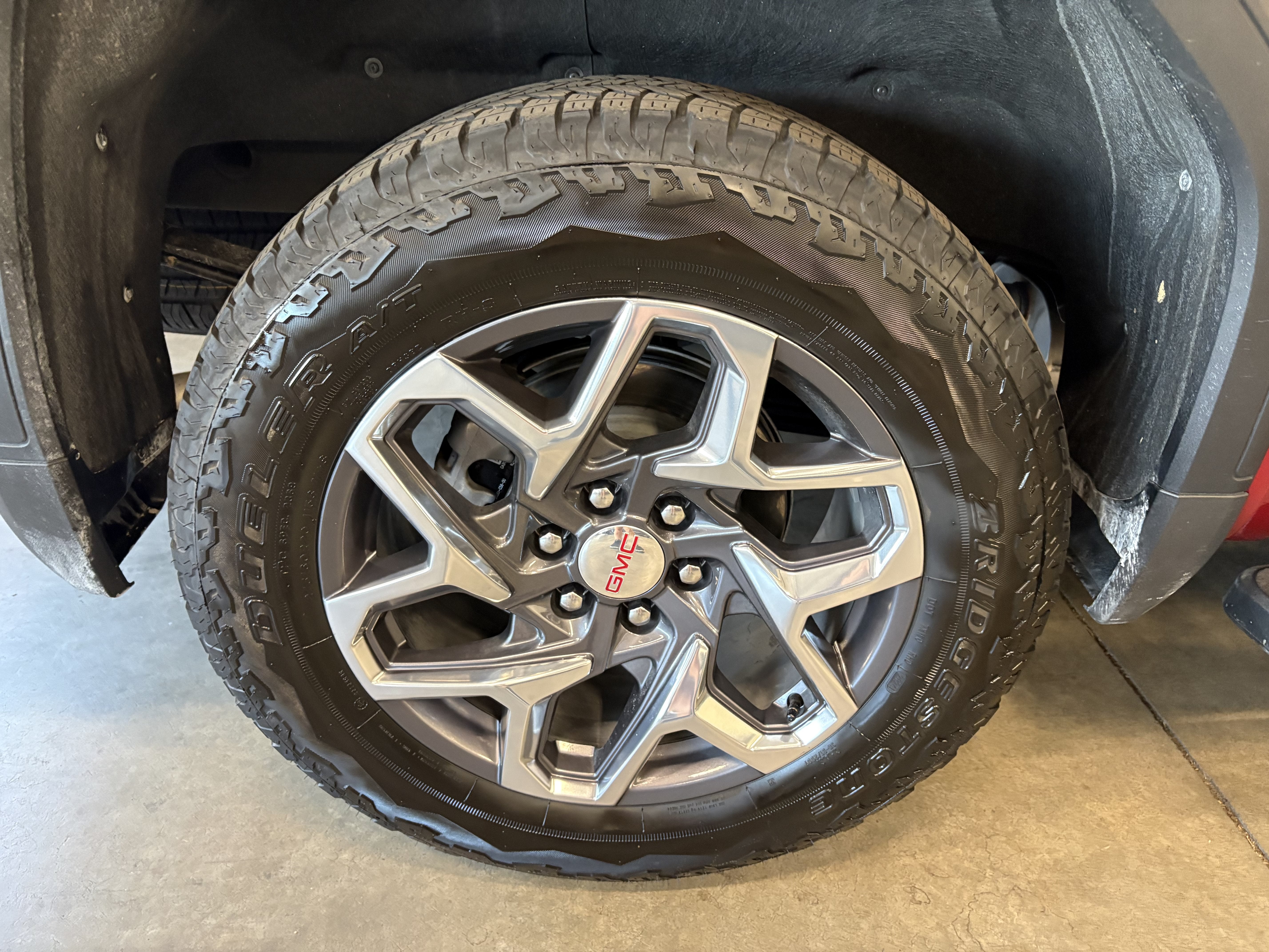 2024 GMC Sierra 1500 SLT RWD