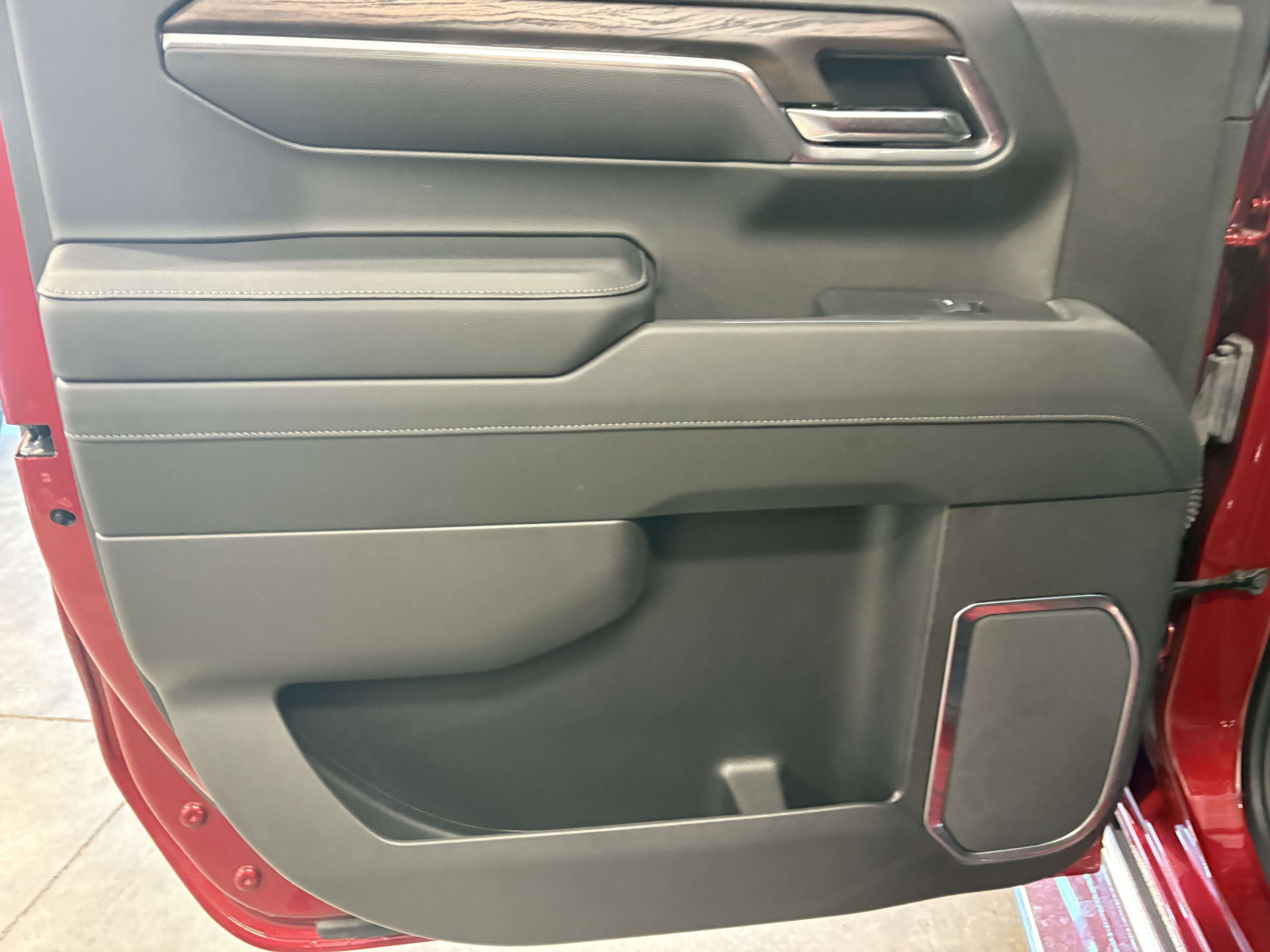 2024 GMC Sierra 1500 SLT RWD
