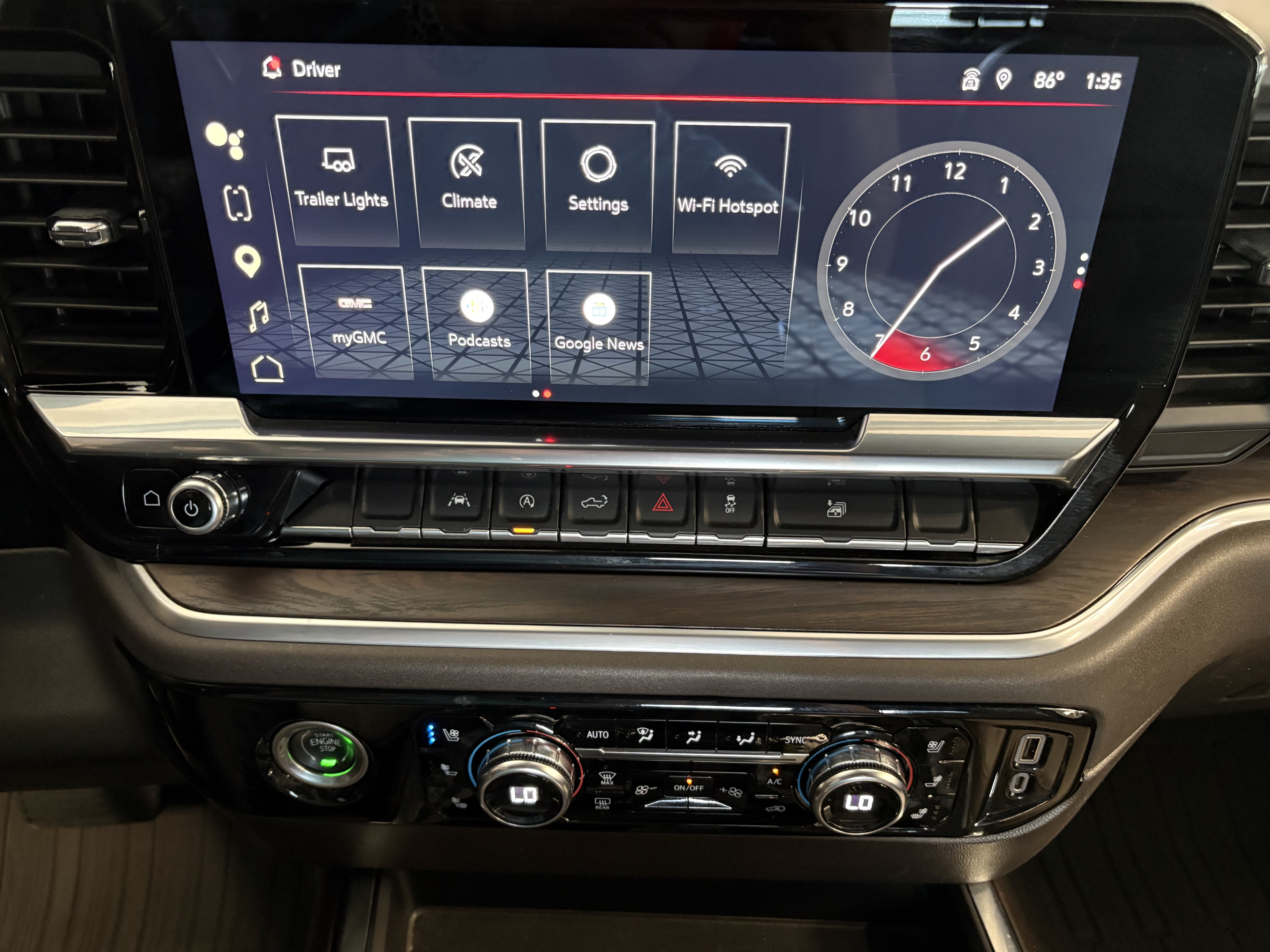 2022 GMC Sierra 1500 SLT 4WD
