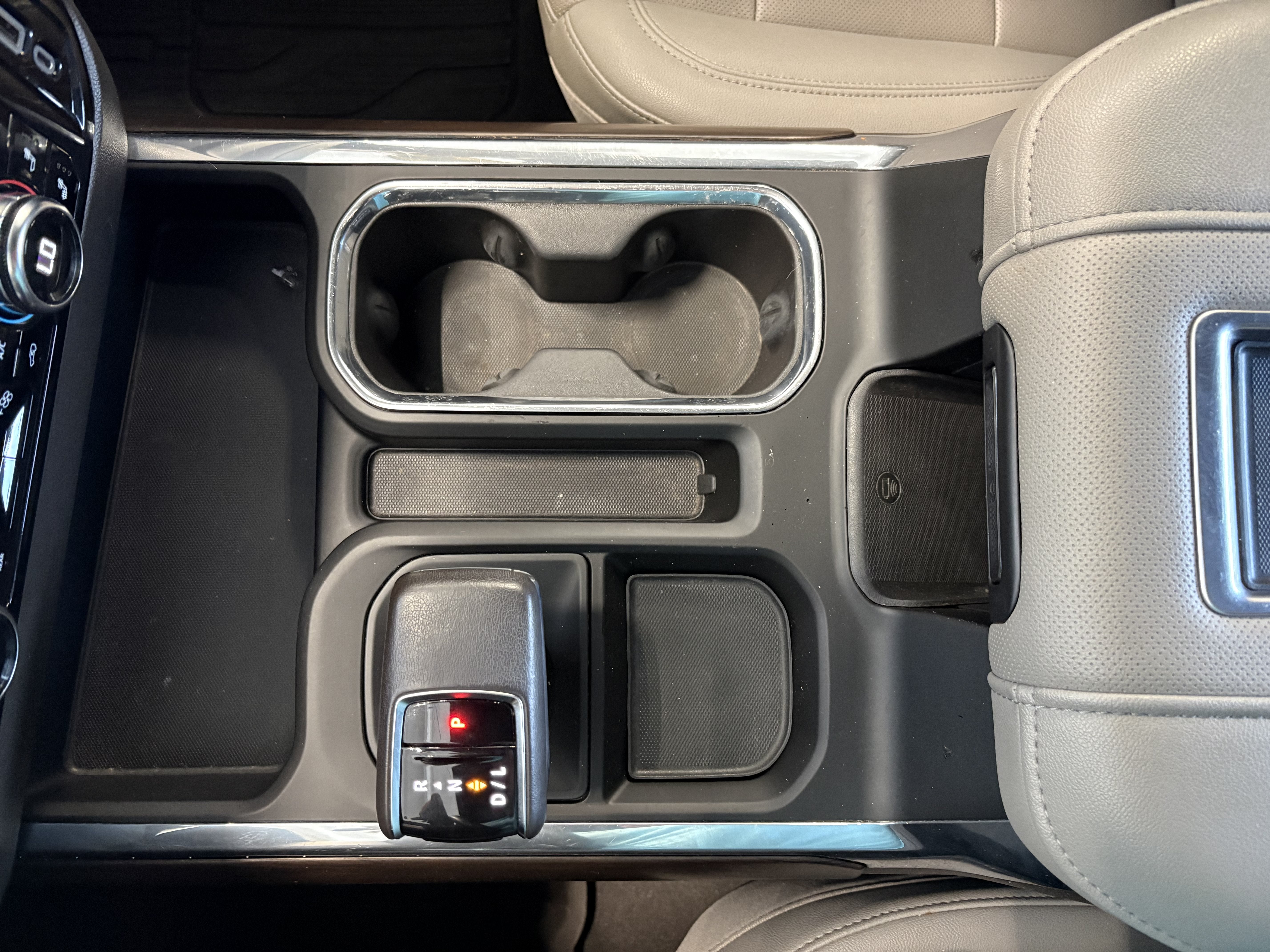 2022 GMC Sierra 1500 SLT 4WD