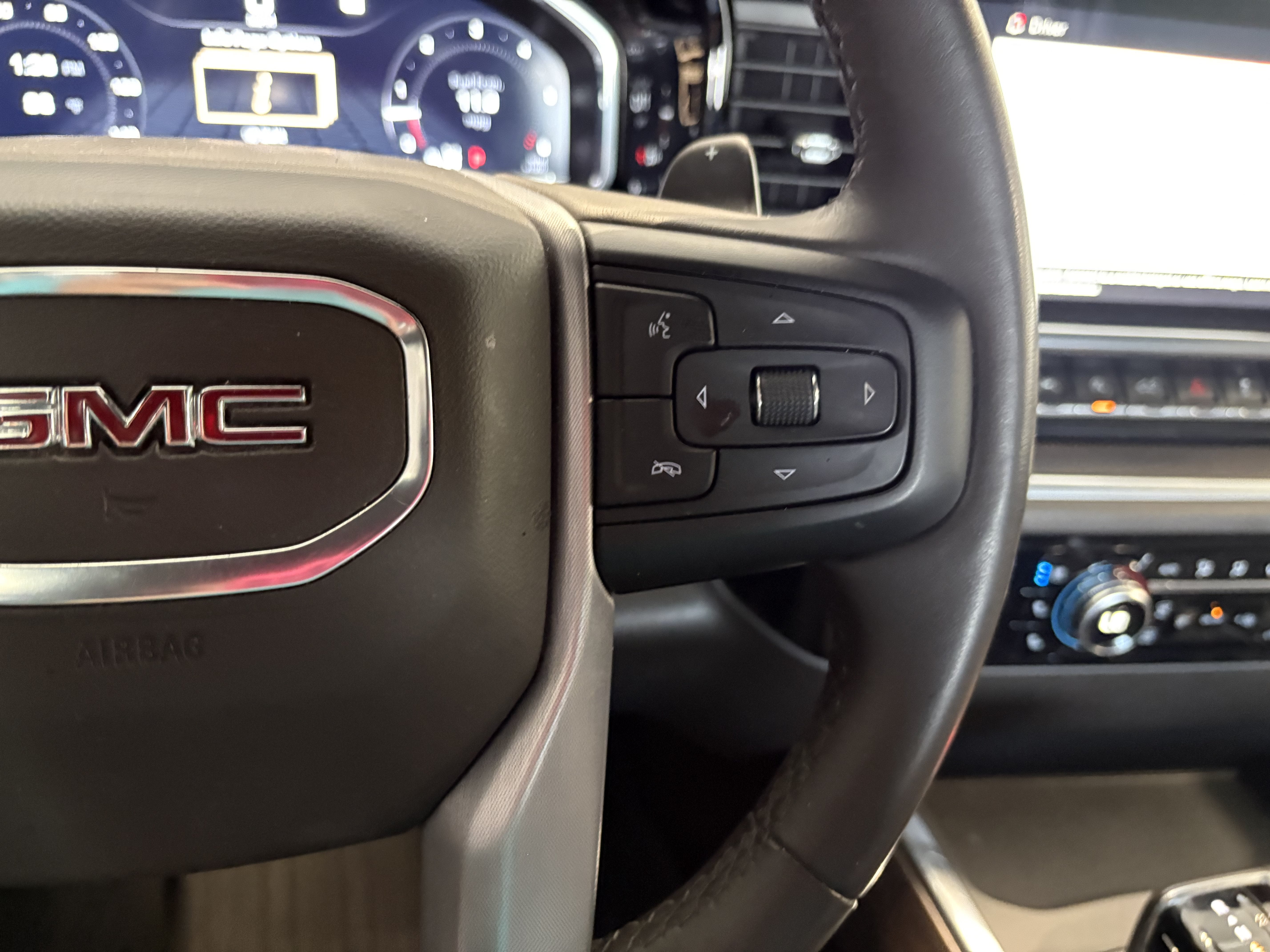 2022 GMC Sierra 1500 SLT 4WD