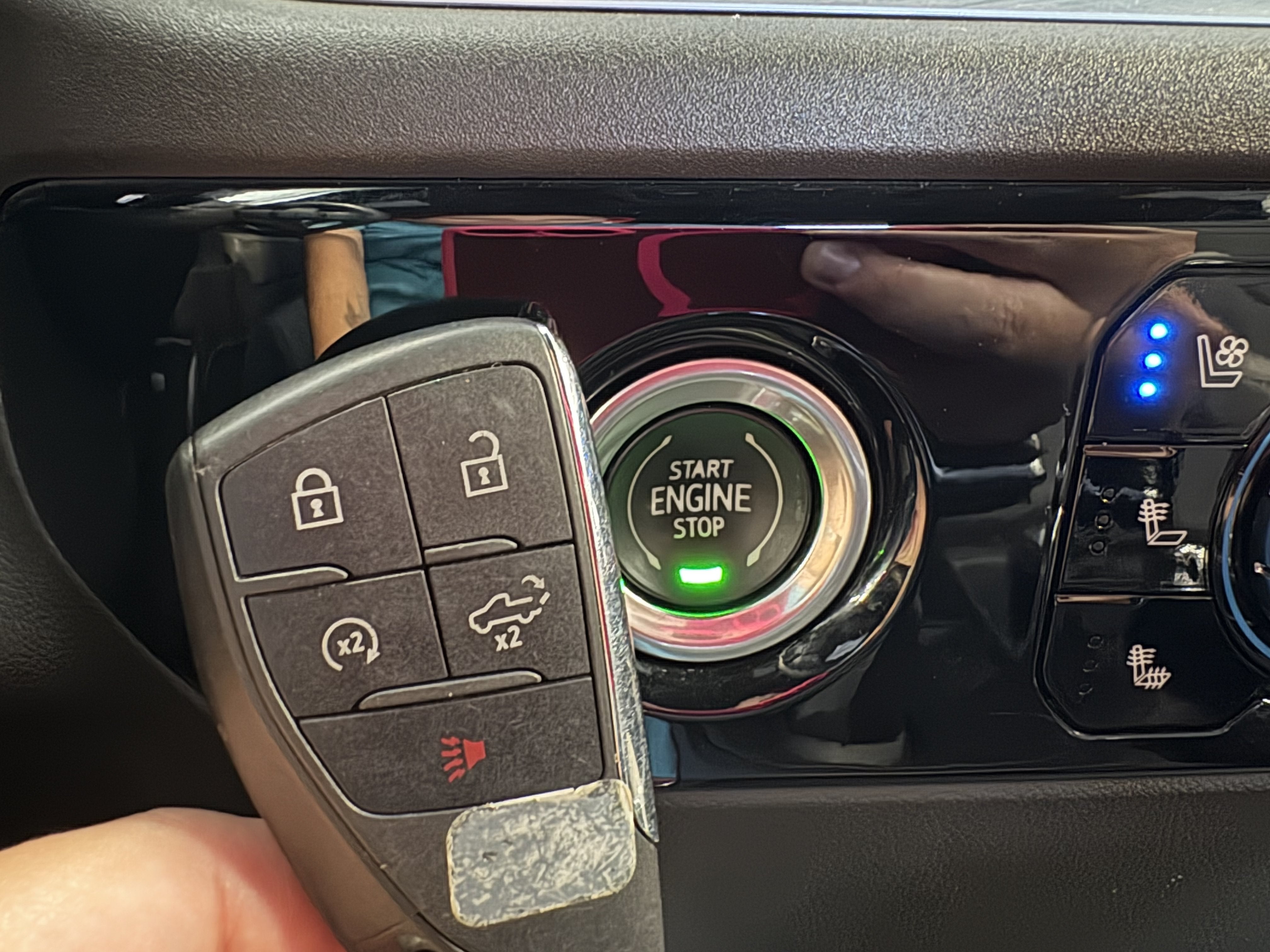 2022 GMC Sierra 1500 SLT 4WD