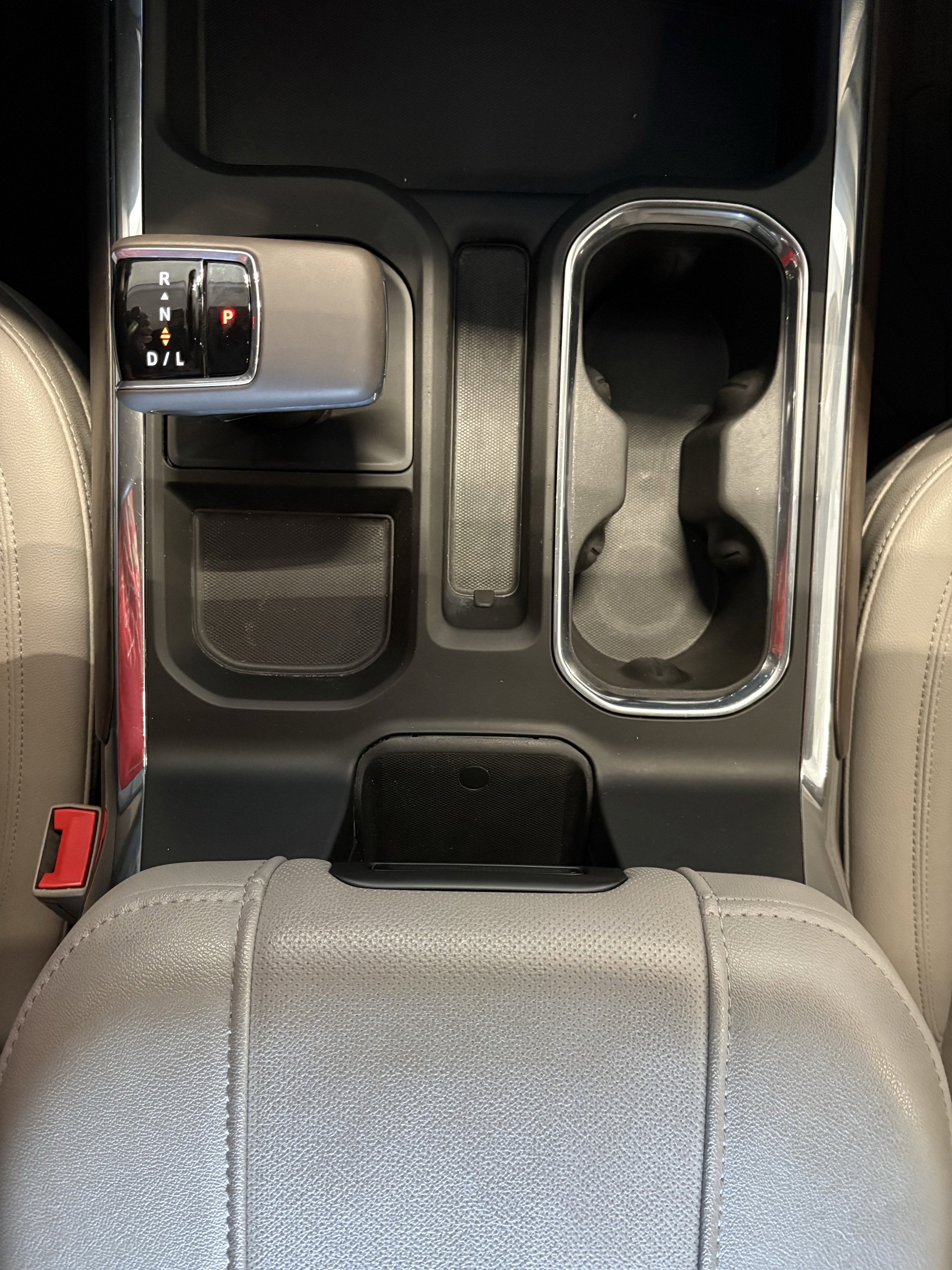 2023 GMC Sierra 1500 SLT 4WD