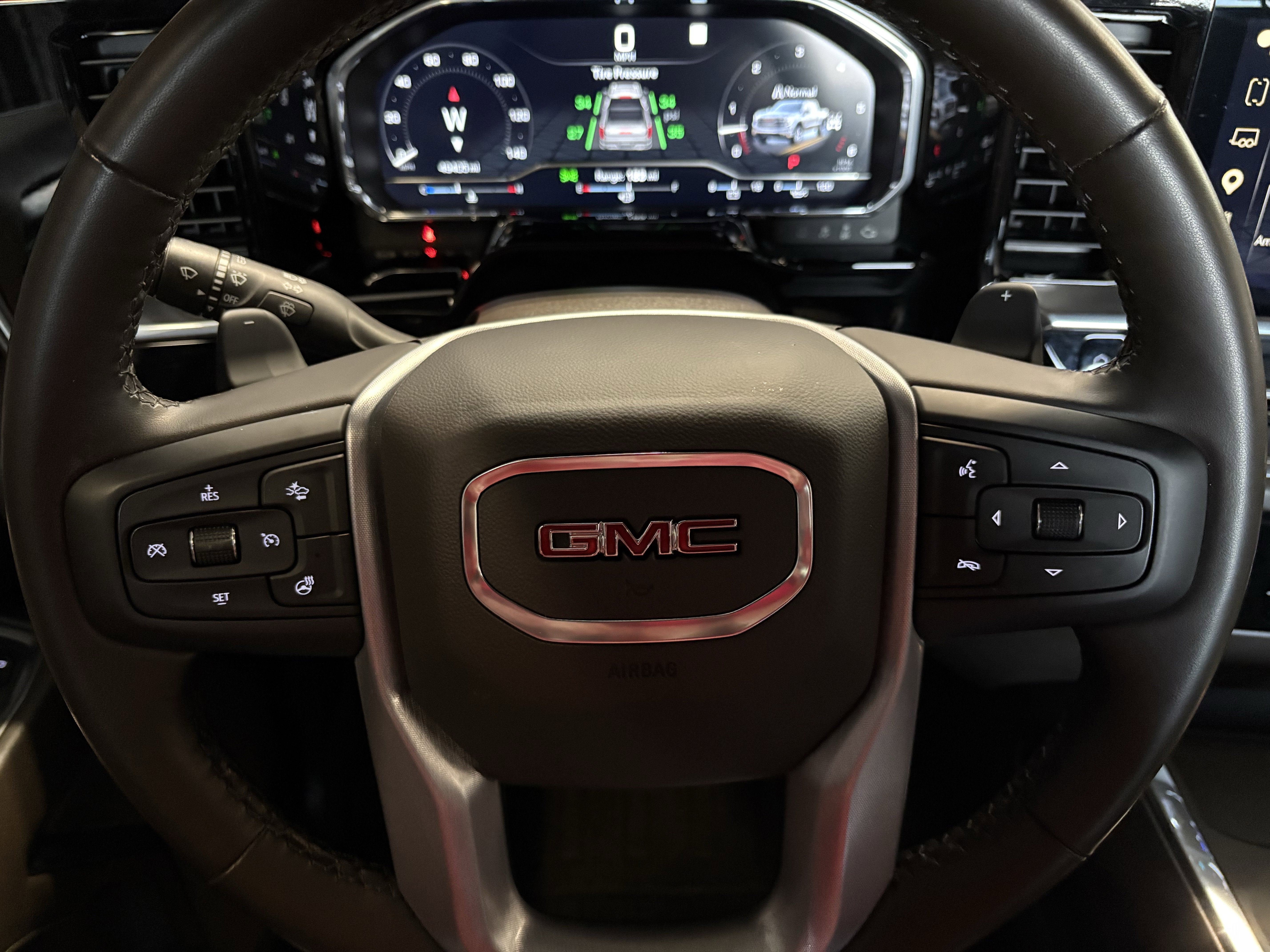 2023 GMC Sierra 1500 SLT 4WD