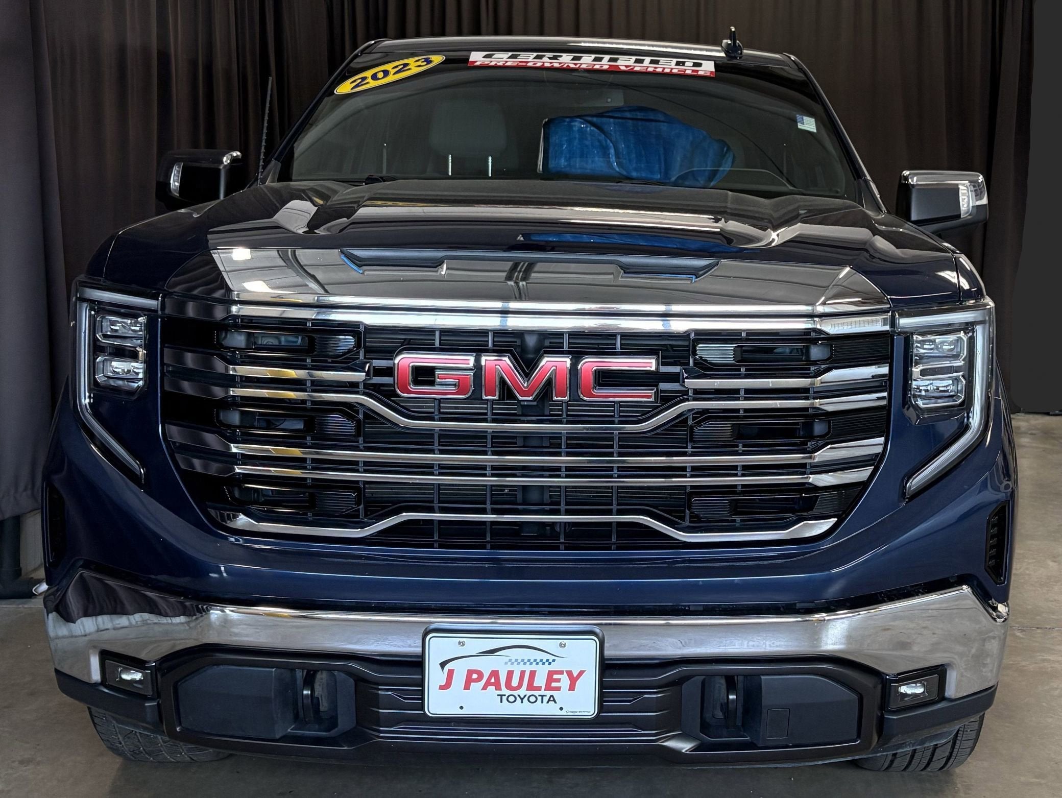 2023 GMC Sierra 1500 SLT 4WD