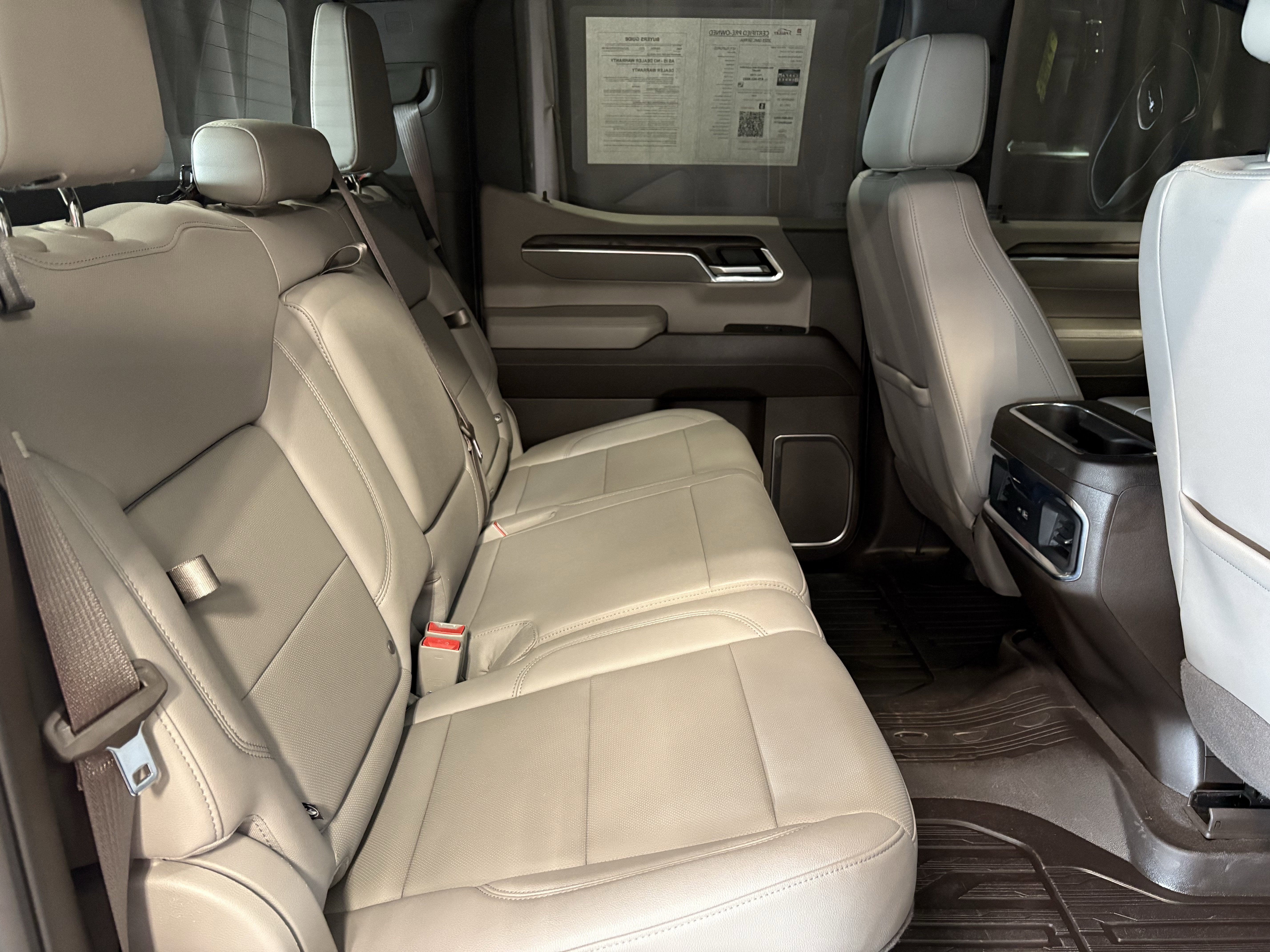 2023 GMC Sierra 1500 SLT 4WD