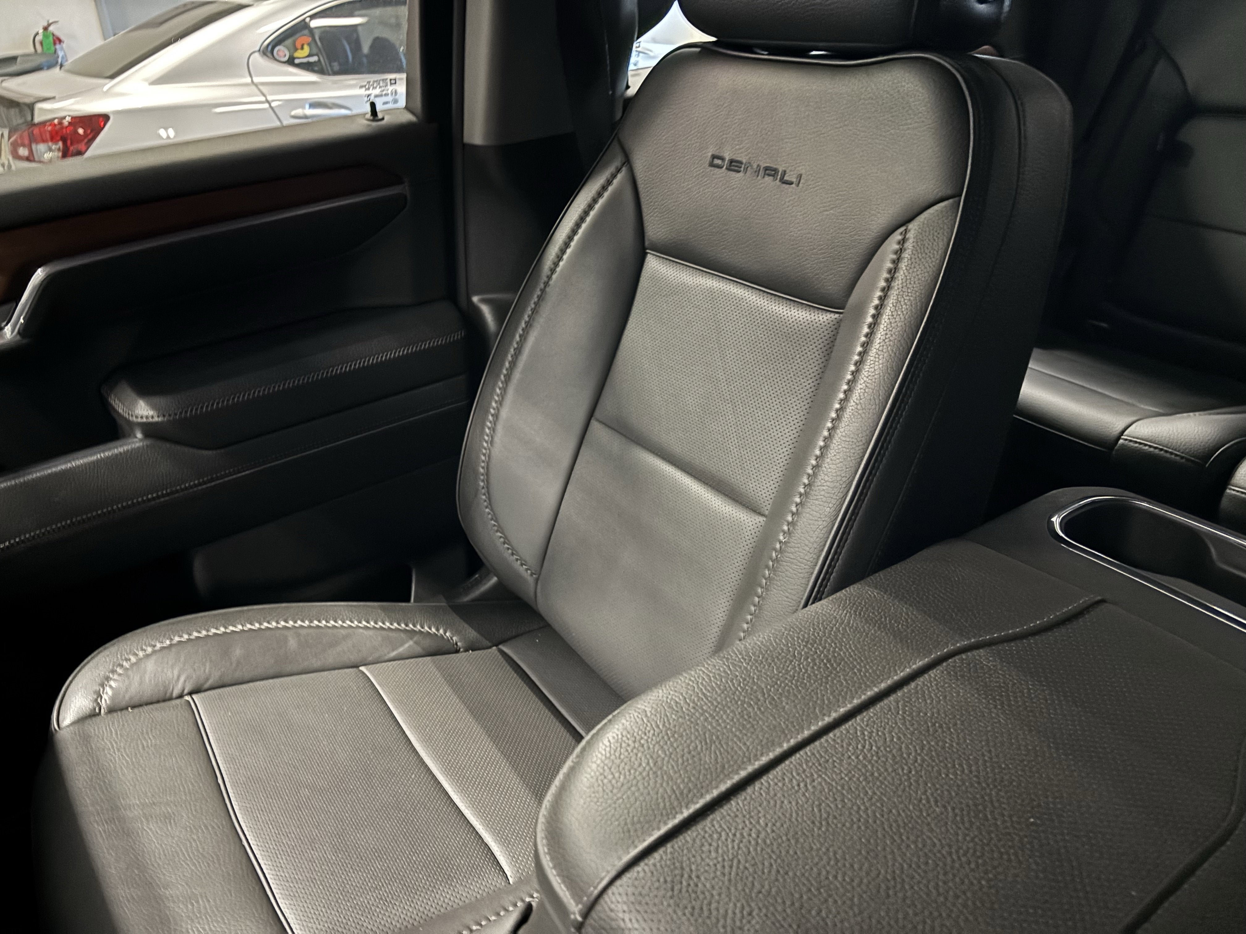 2023 GMC Sierra 1500 Denali 4WD