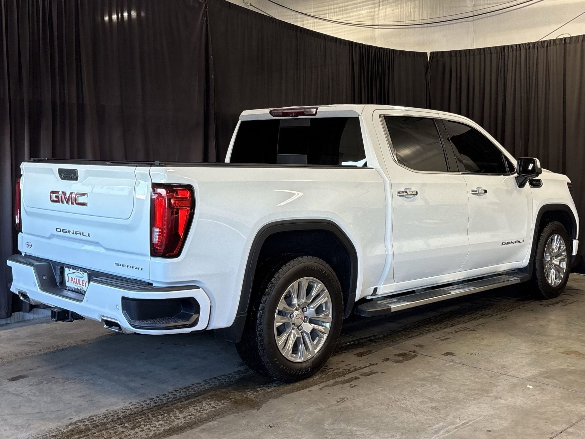 2023 GMC Sierra 1500 Denali 4WD