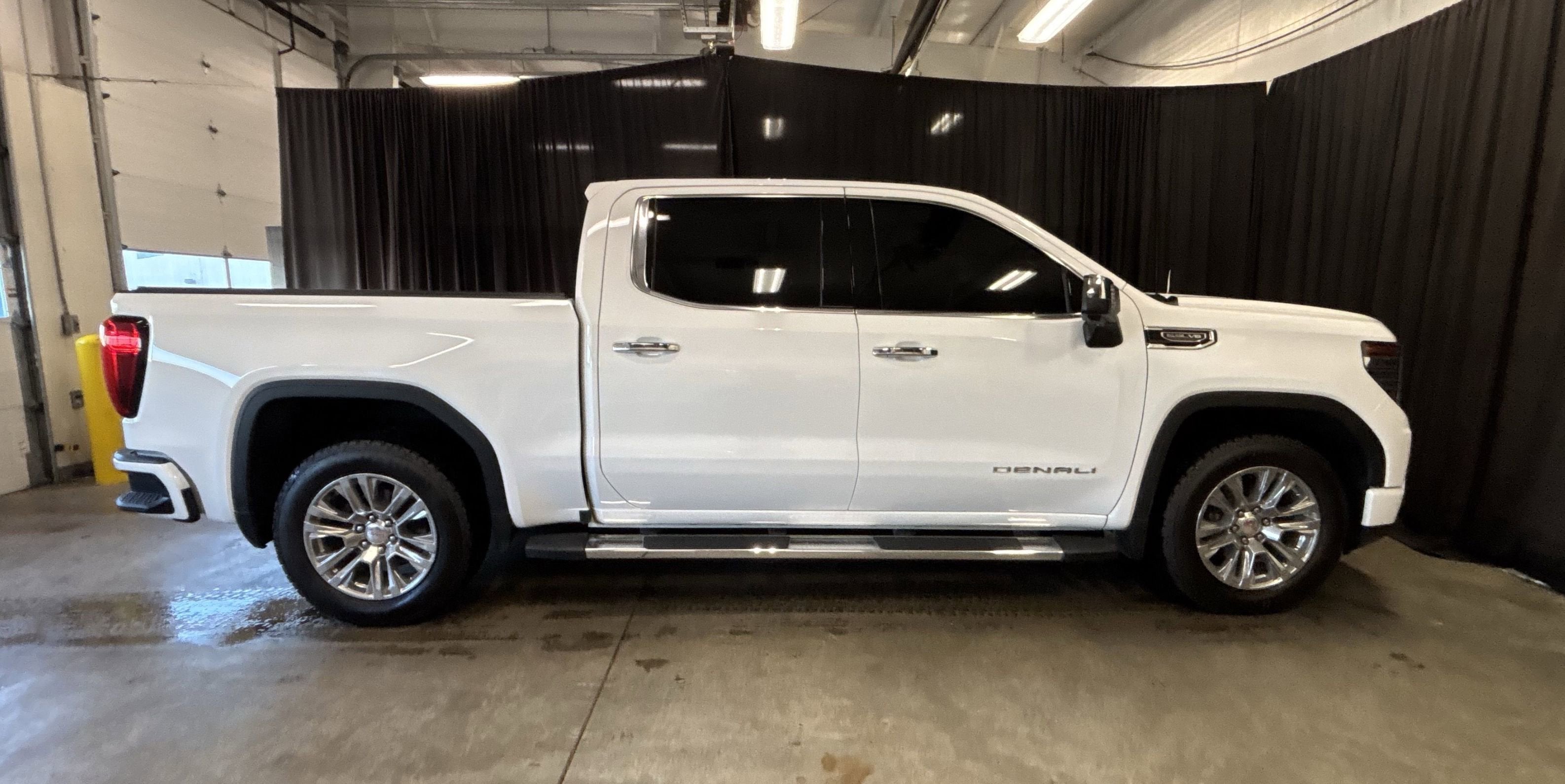 2023 GMC Sierra 1500 Denali 4WD