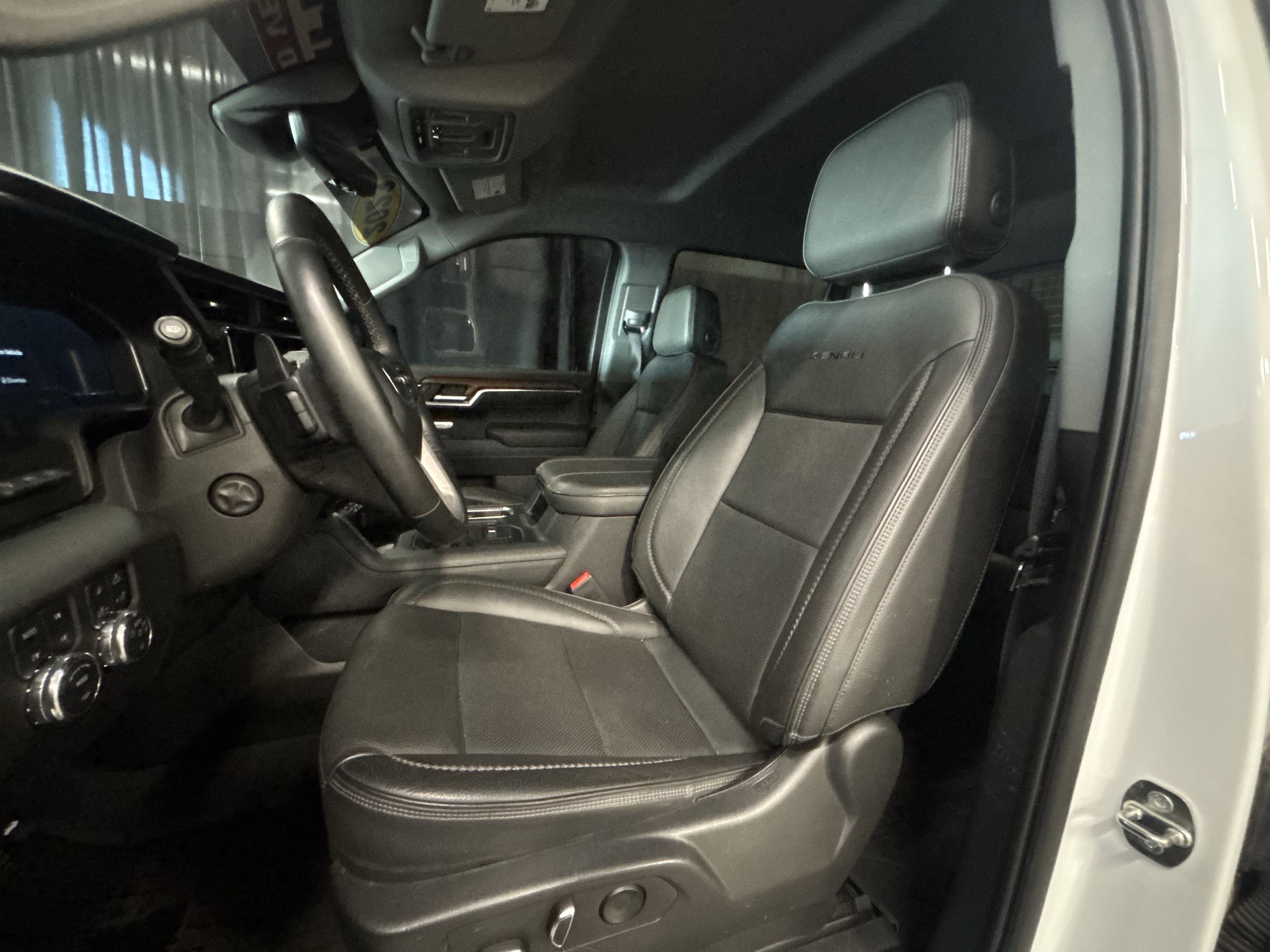 2023 GMC Sierra 1500 Denali 4WD