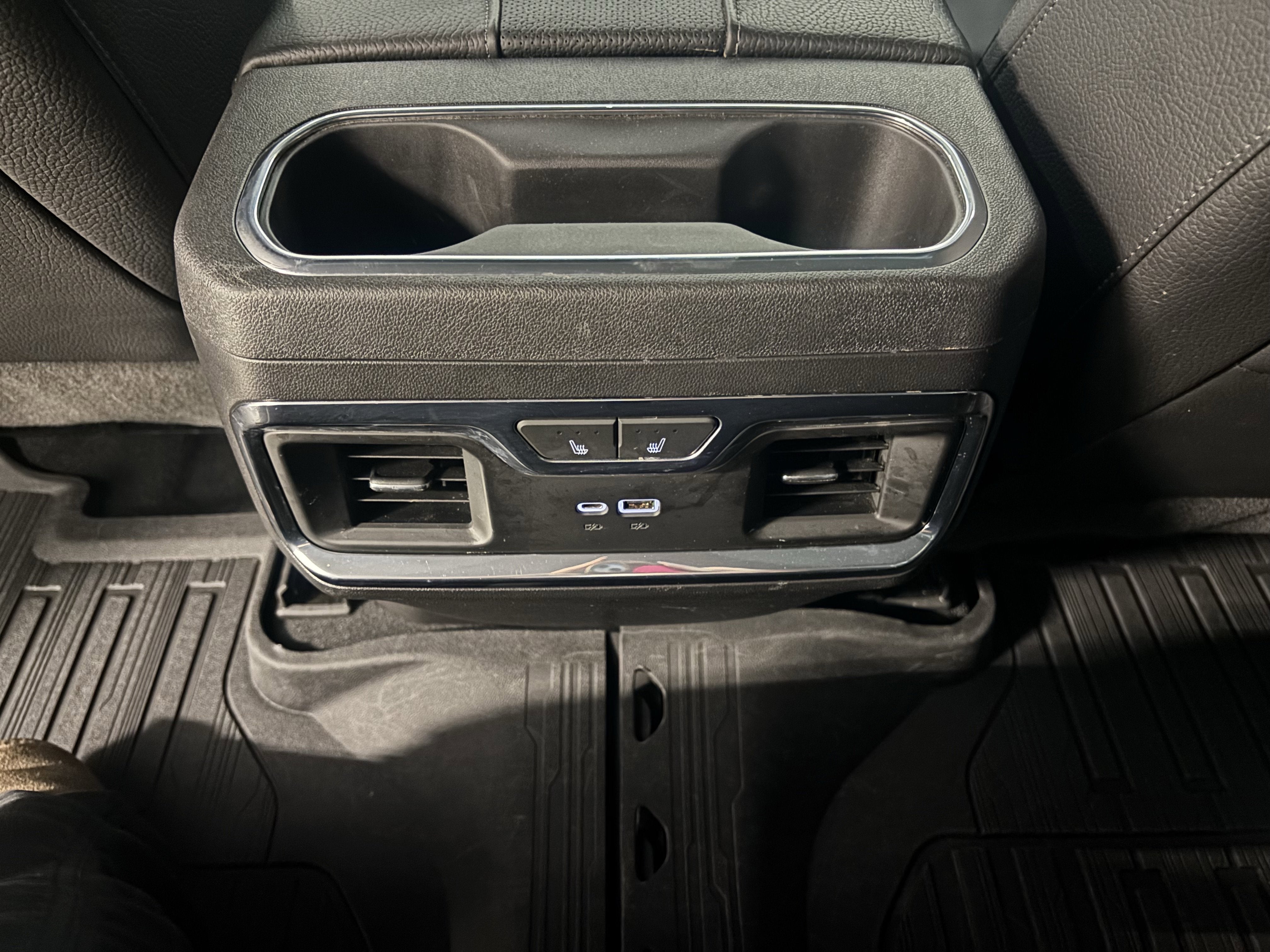 2023 GMC Sierra 1500 Denali 4WD