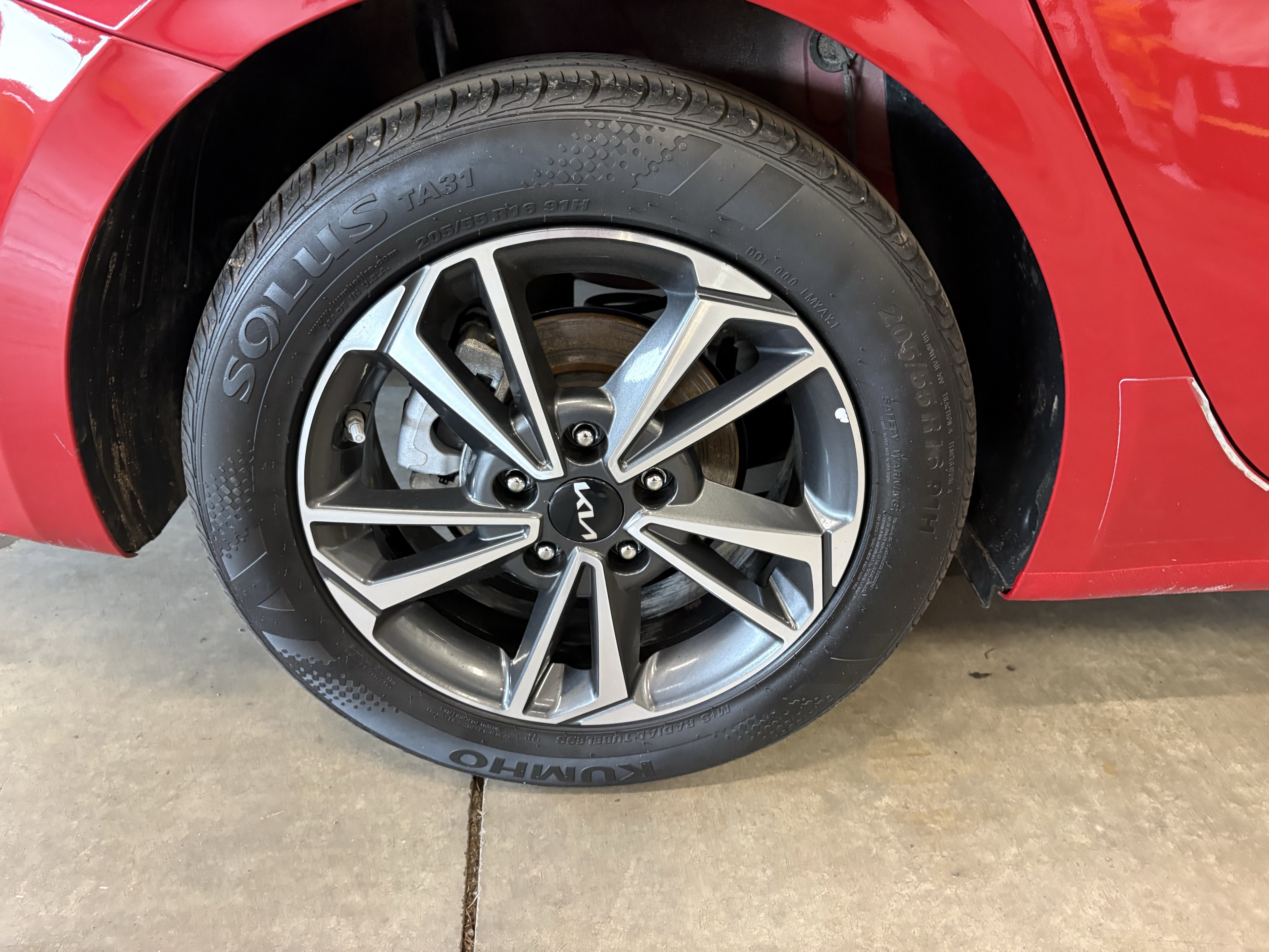 2024 Kia Forte LXS FWD