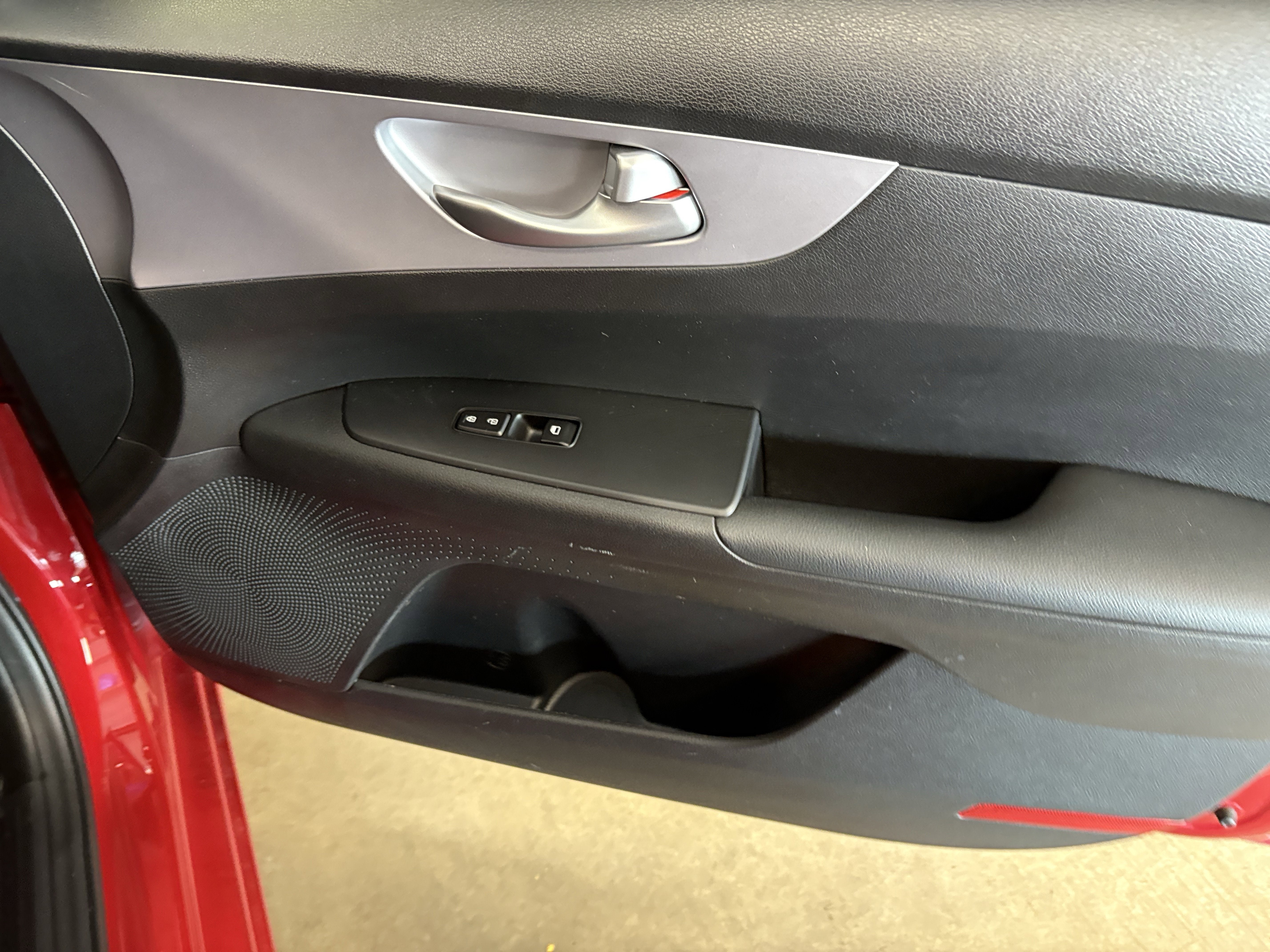 2024 Kia Forte LXS FWD