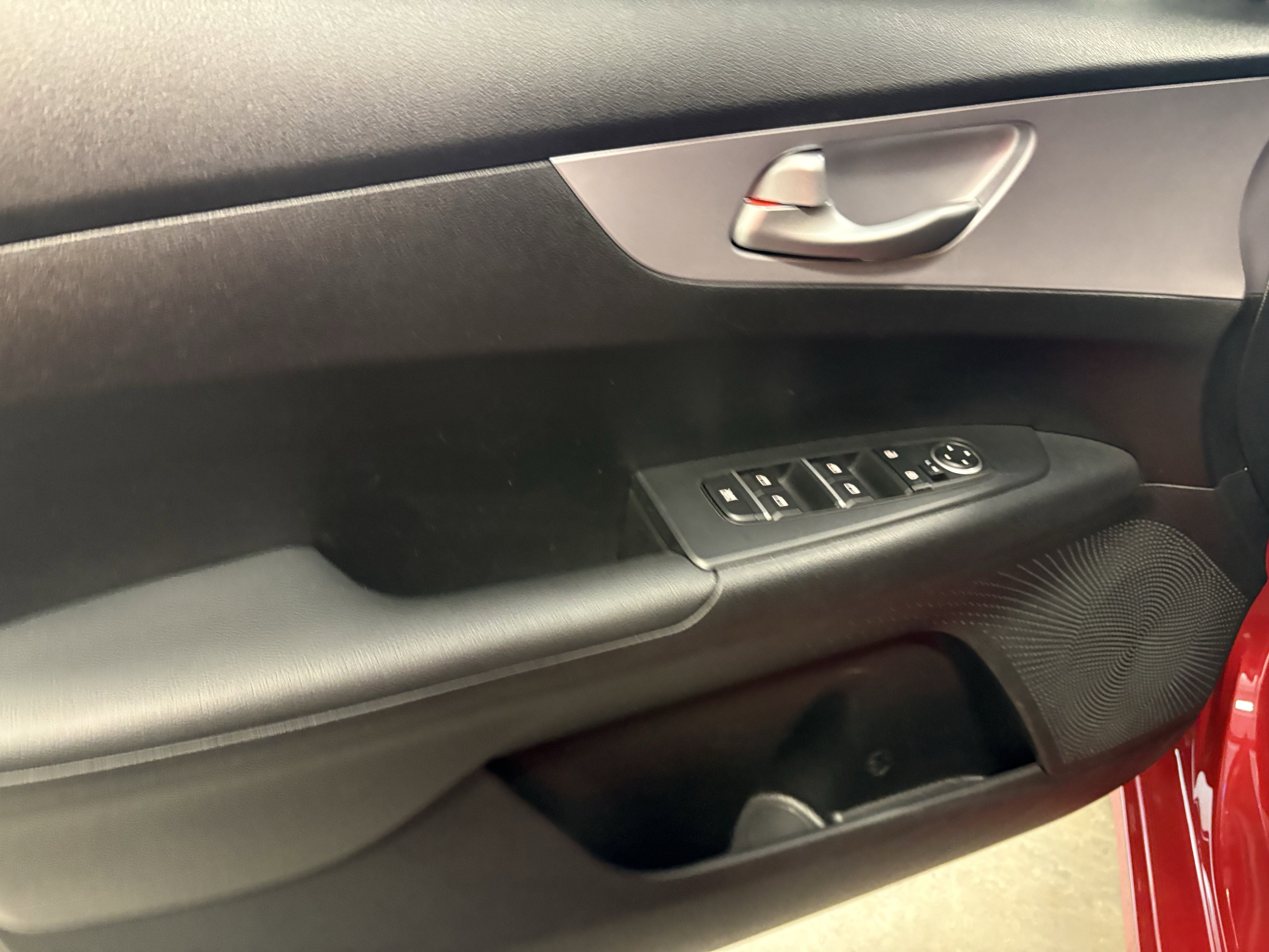 2024 Kia Forte LXS FWD