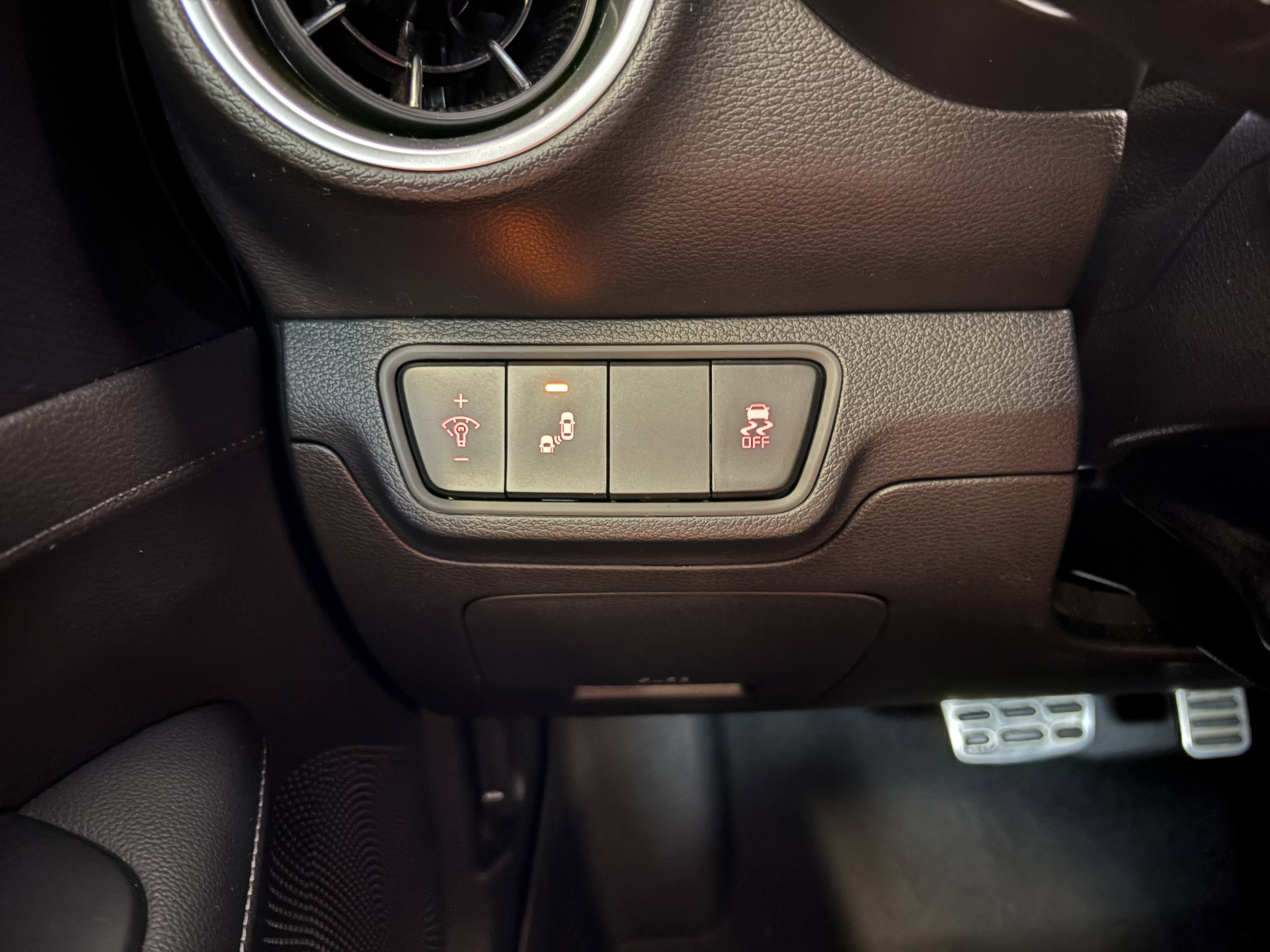 2024 Kia Forte GT-Line FWD