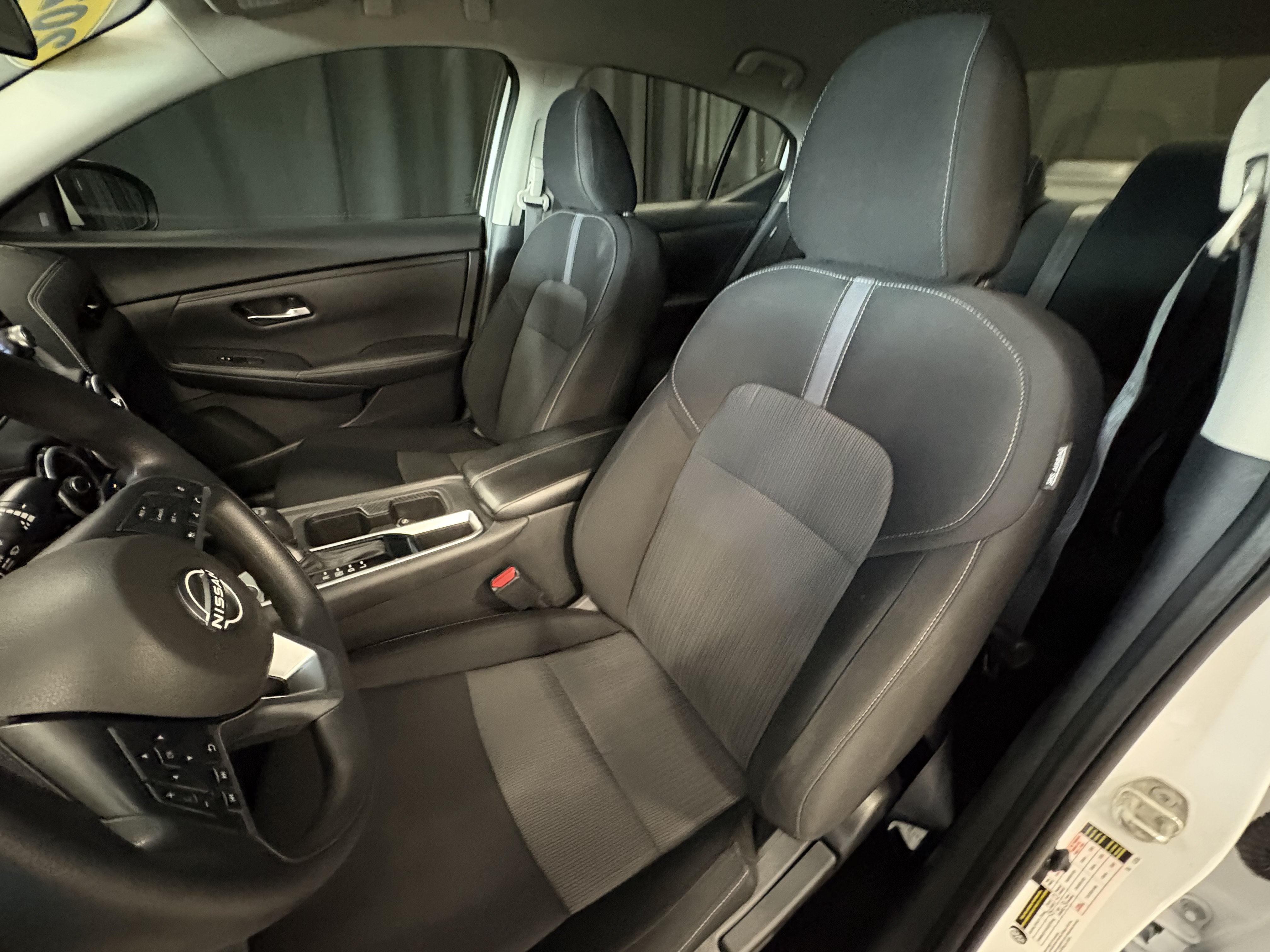 2024 Nissan Sentra SV FWD