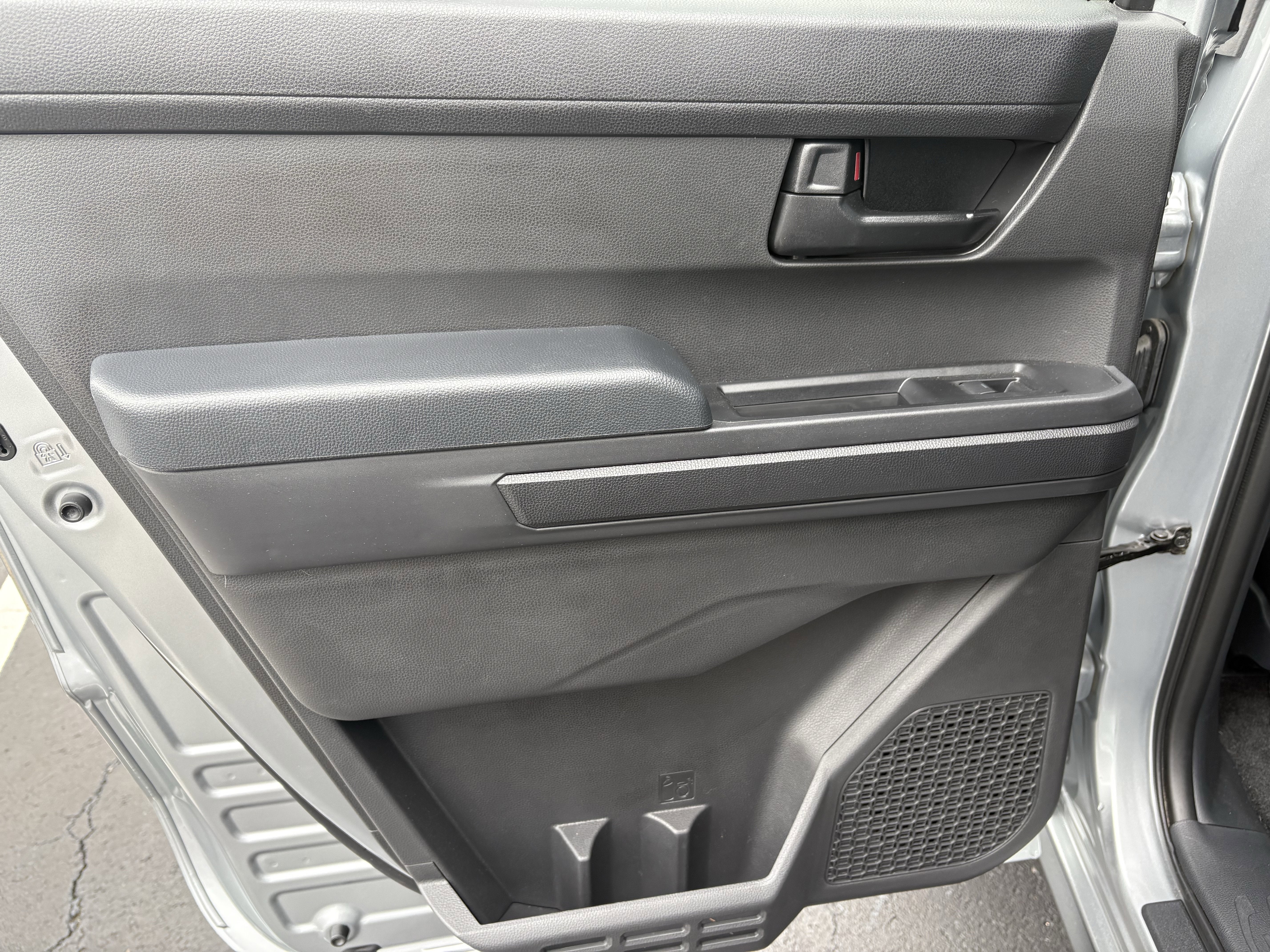 2024 Toyota Tacoma SR5 RWD