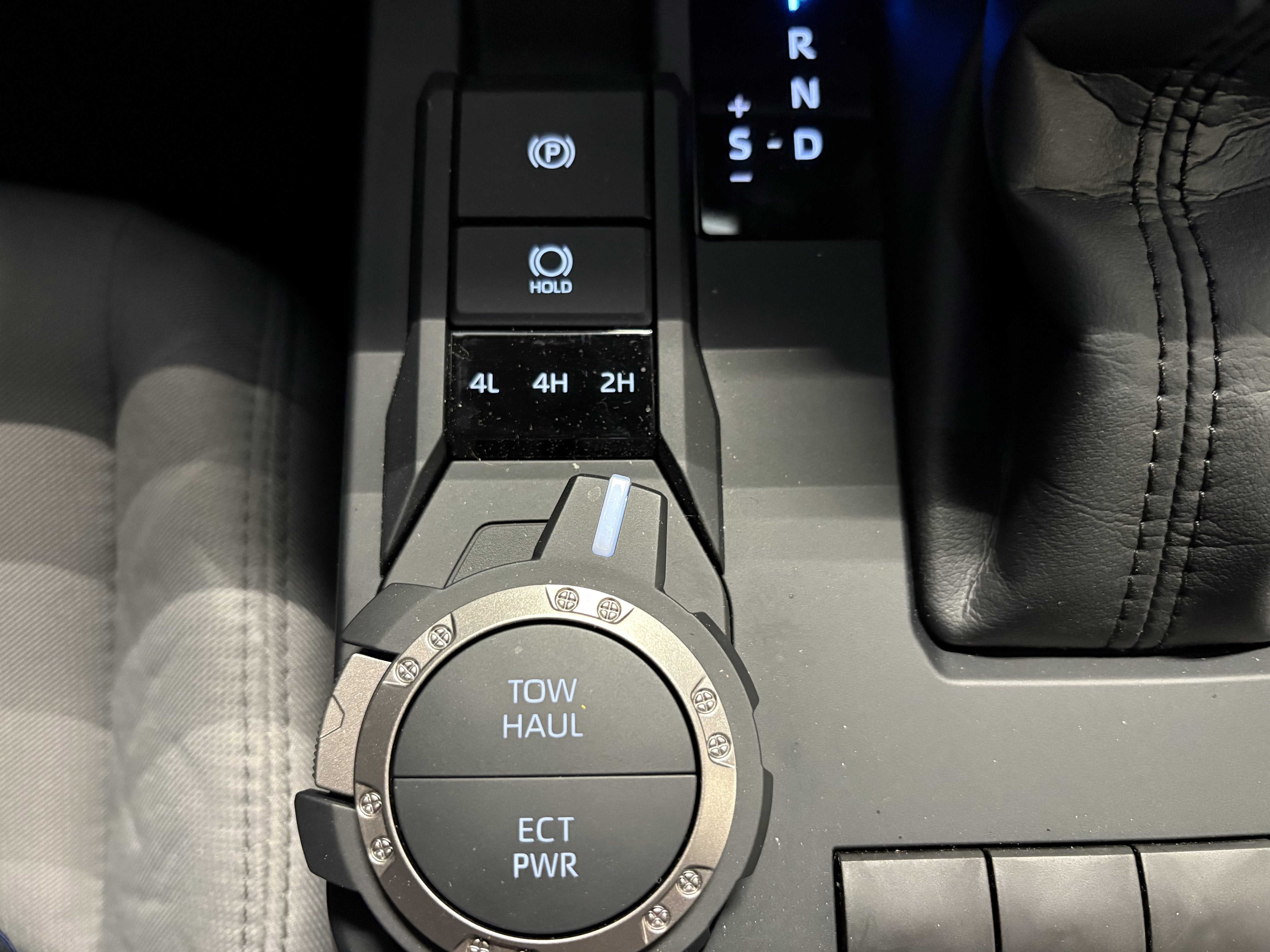 2026 Toyota Tacoma SR5 4WD