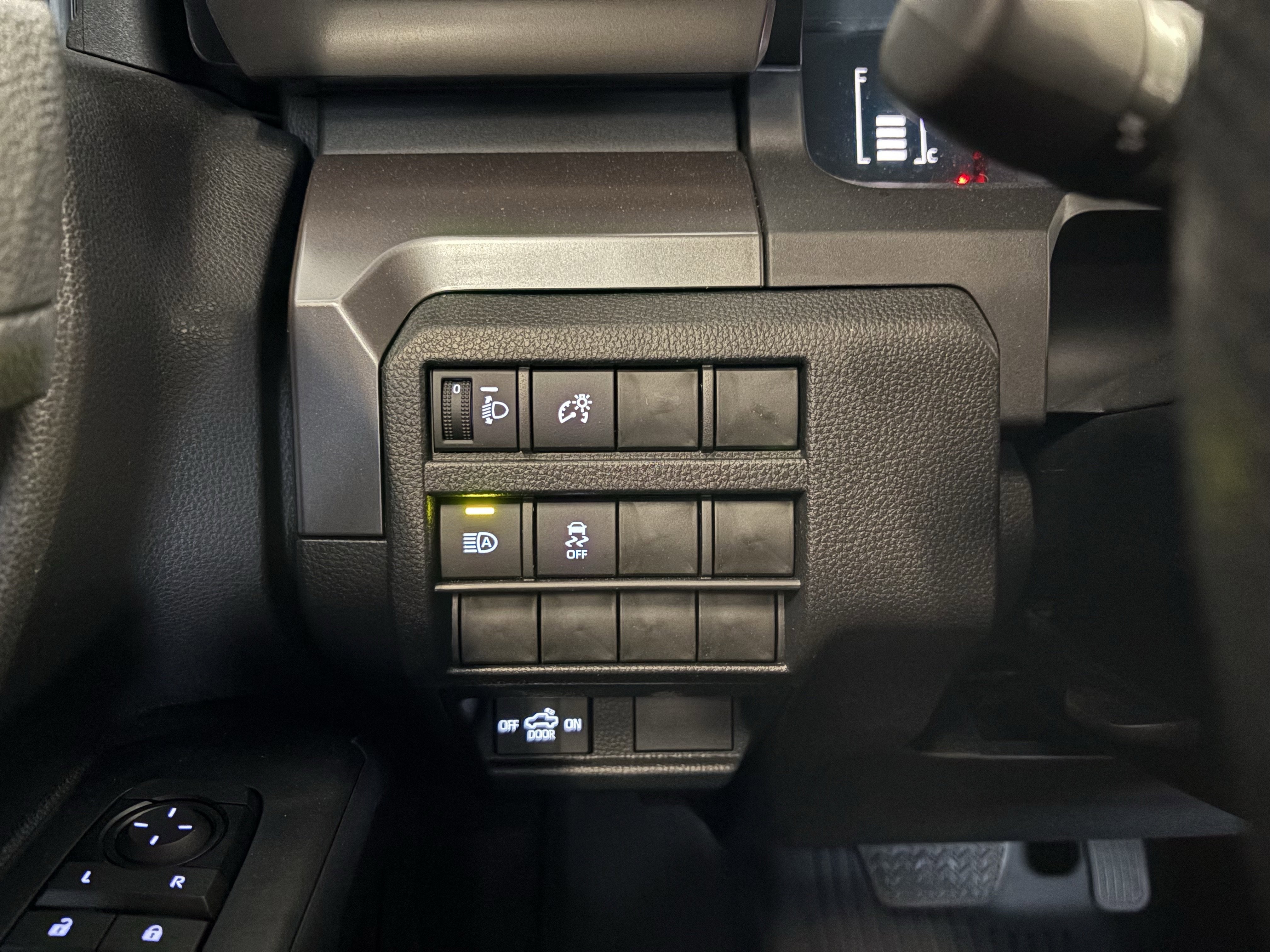 2026 Toyota Tacoma SR5 4WD