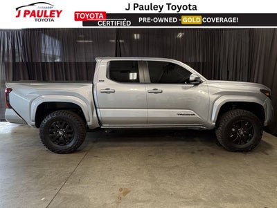 2026 Toyota Tacoma SR5 4WD