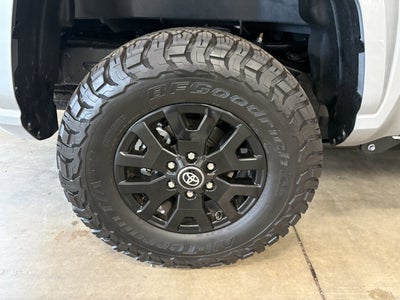 2026 Toyota Tacoma SR5 4WD