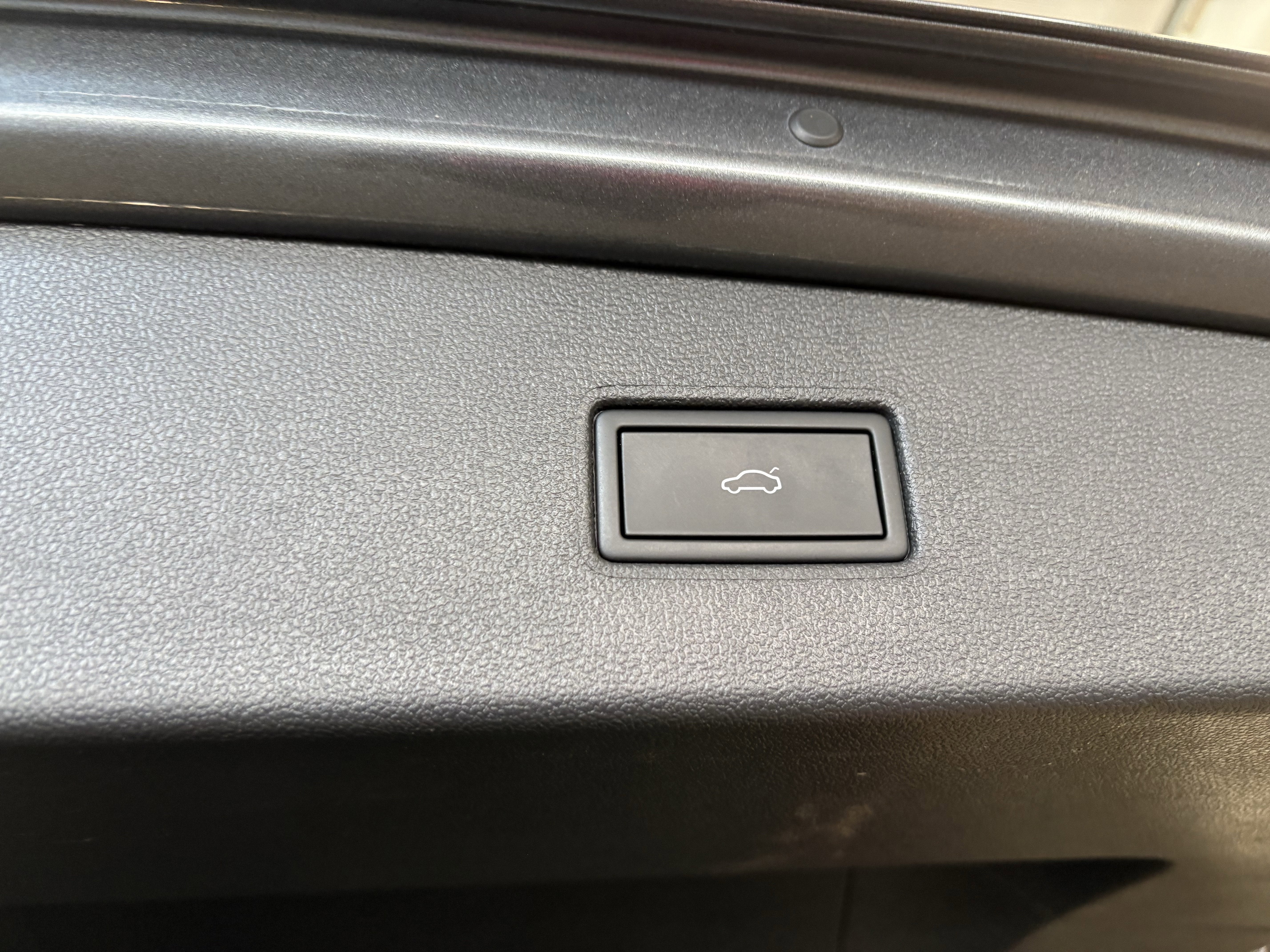 2024 Volkswagen Tiguan Wolfsburg Edition FWD