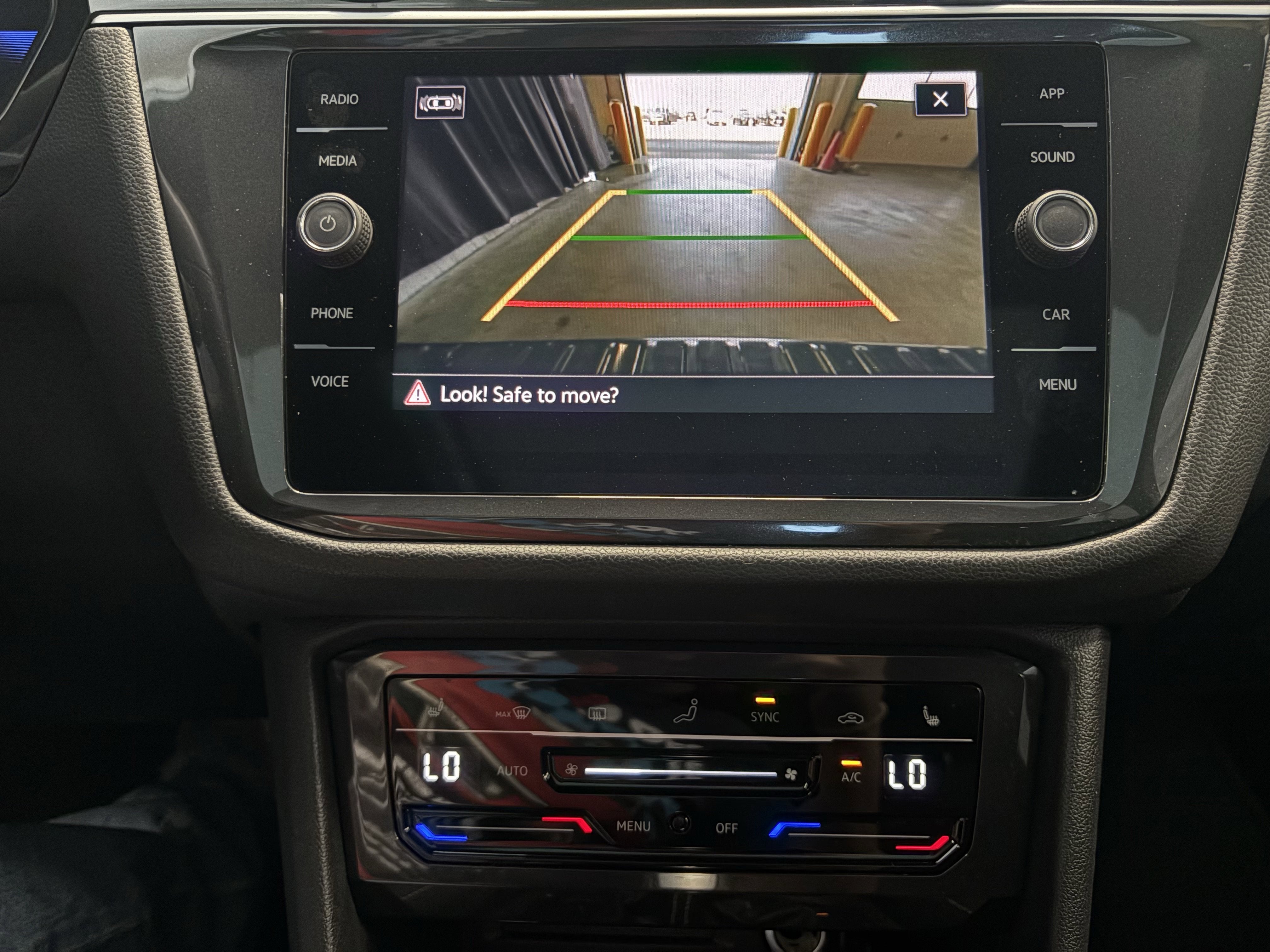 2024 Volkswagen Tiguan SE R-Line Black FWD