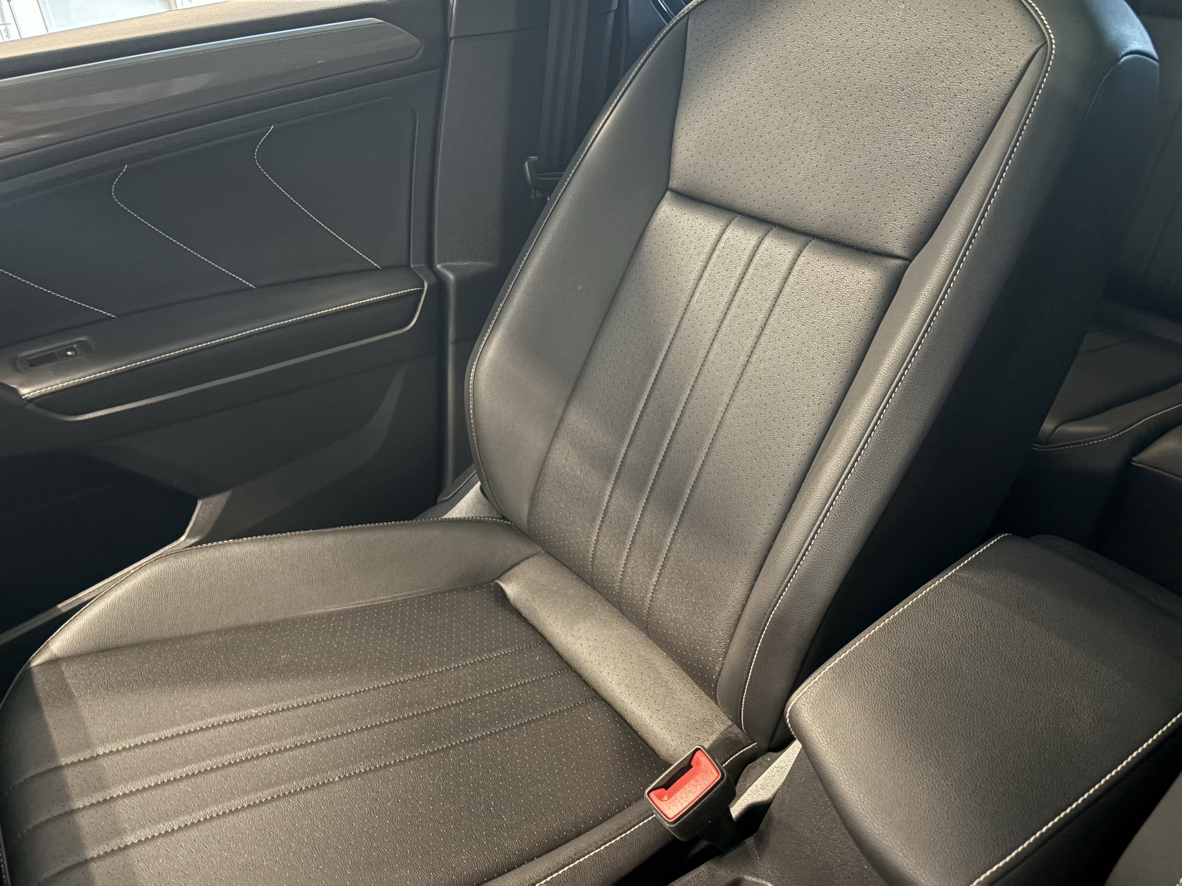 2024 Volkswagen Tiguan SE R-Line Black FWD