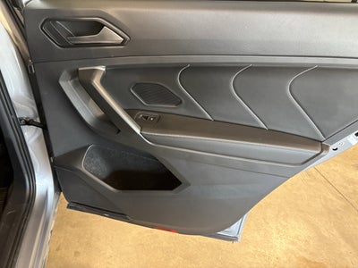 2024 Volkswagen Tiguan SE R-Line Black FWD