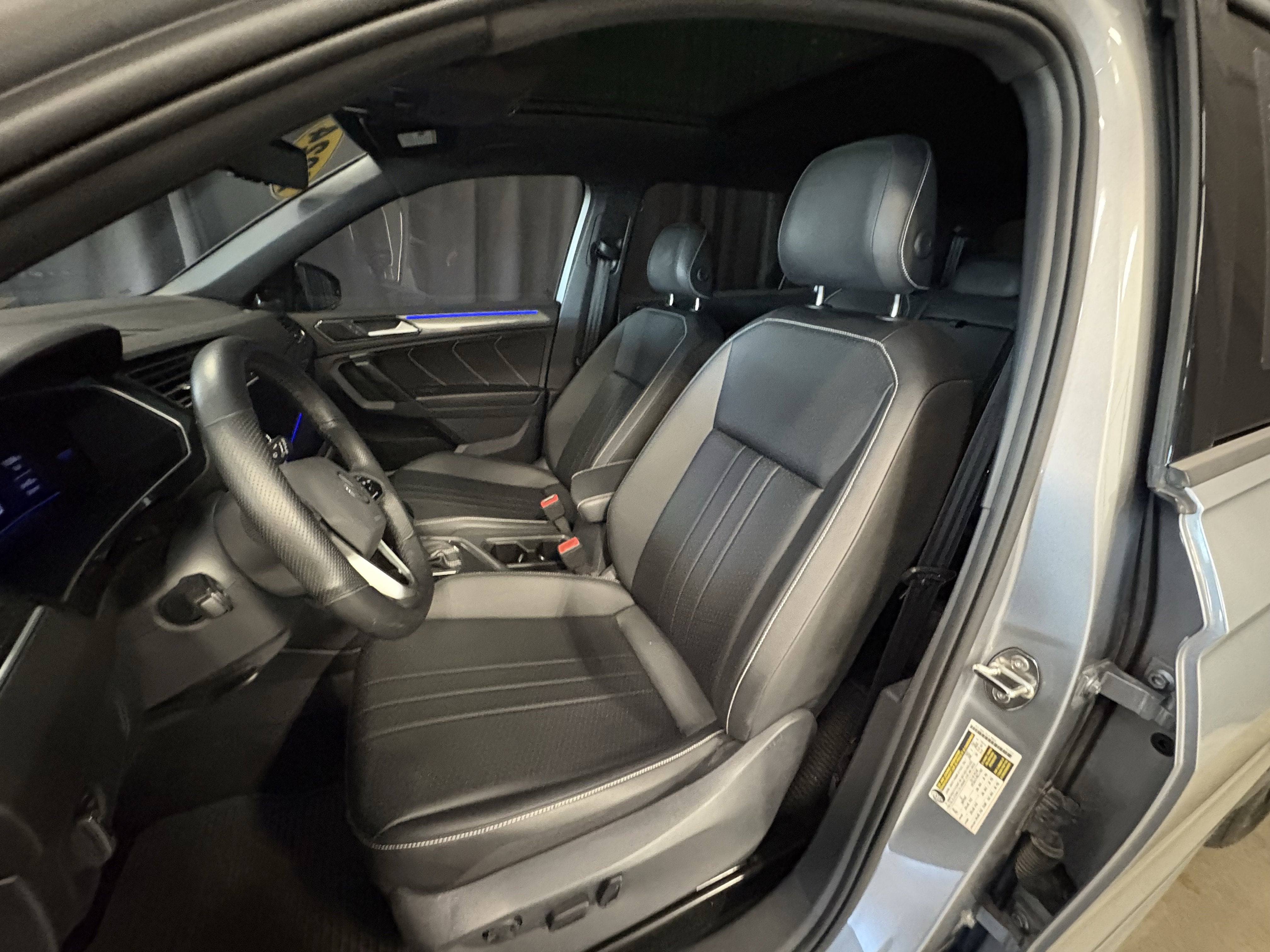 2024 Volkswagen Tiguan SE R-Line Black FWD