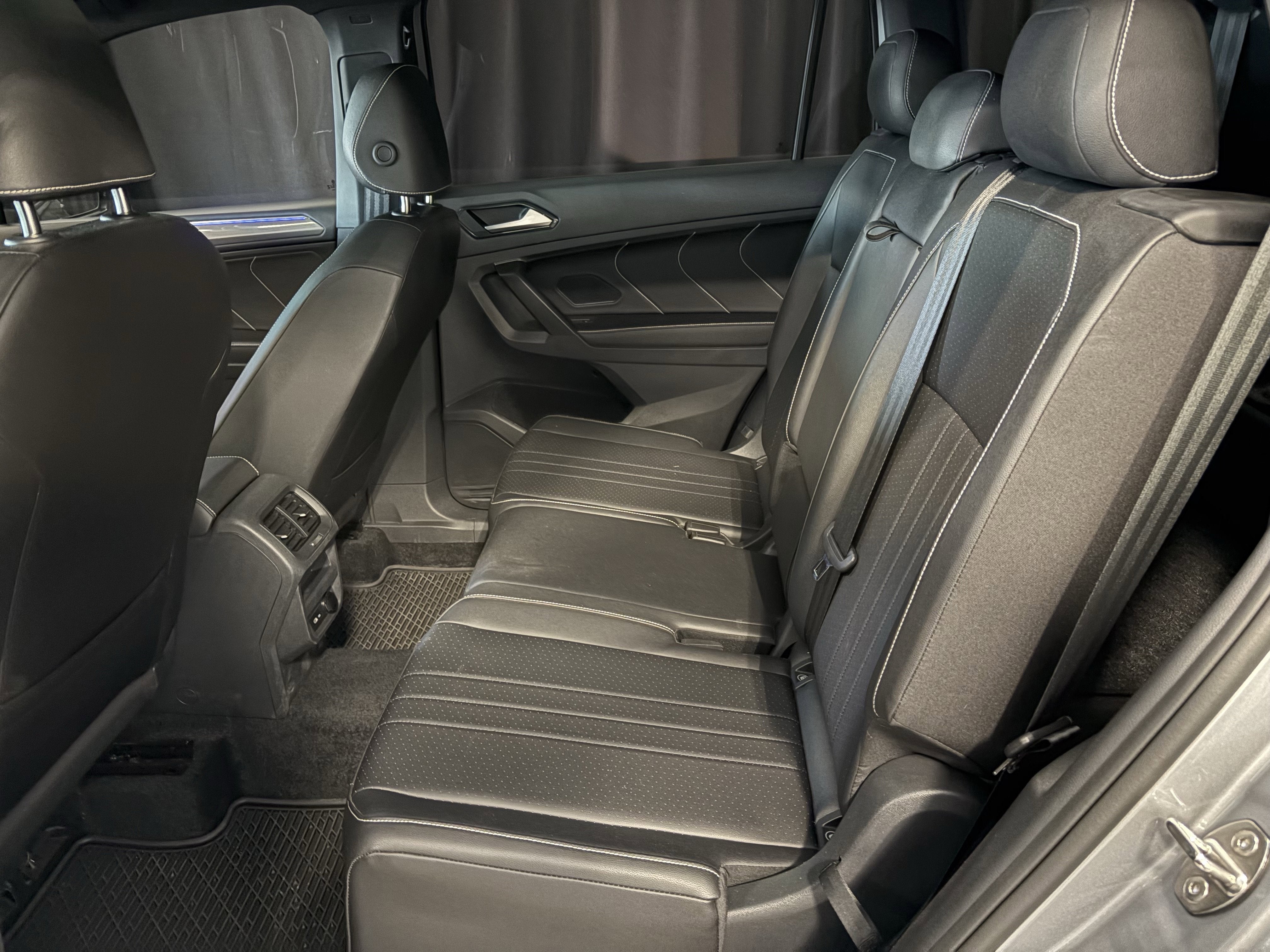 2024 Volkswagen Tiguan SE R-Line Black FWD