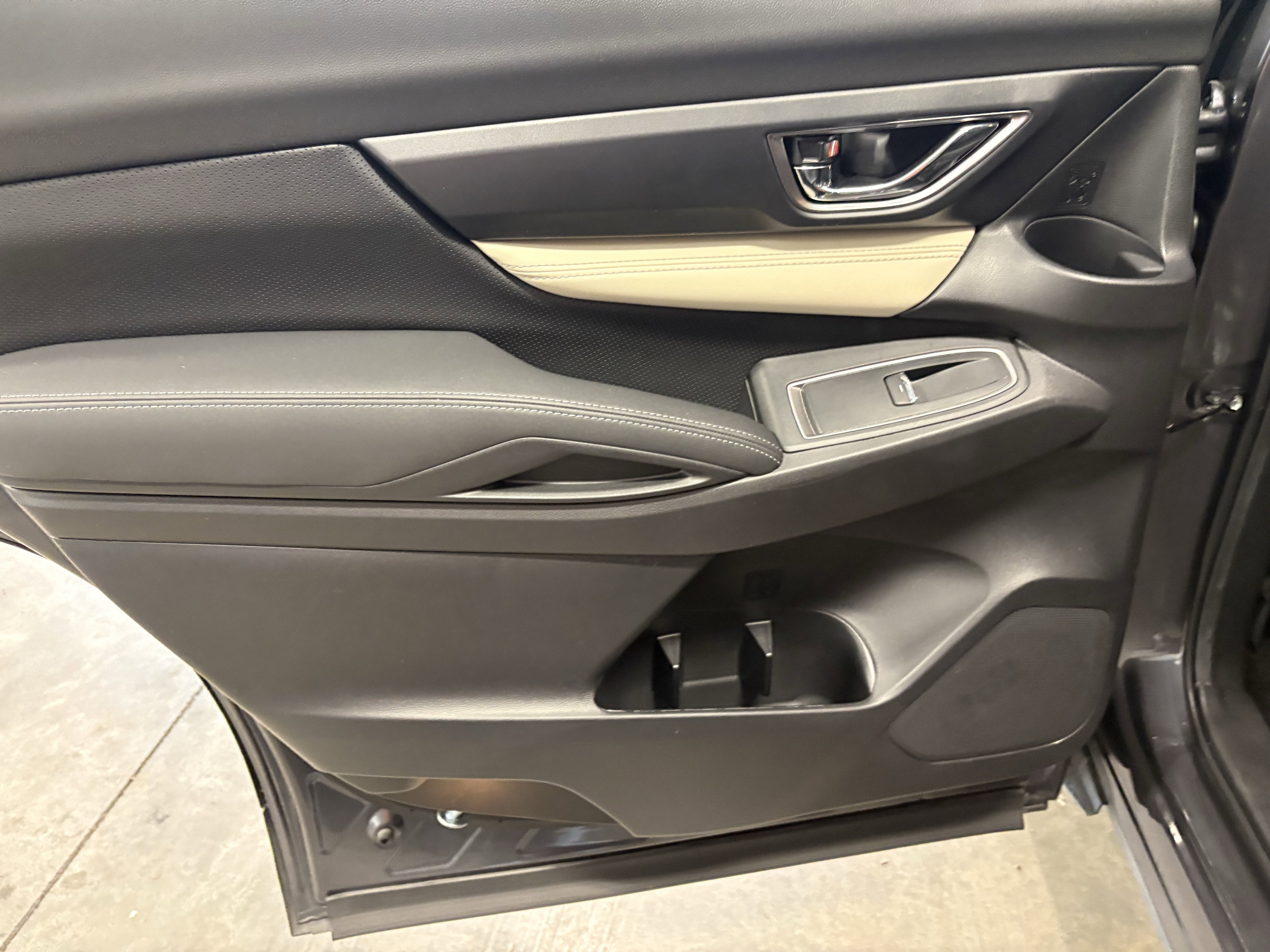 2022 Subaru Ascent Limited AWD