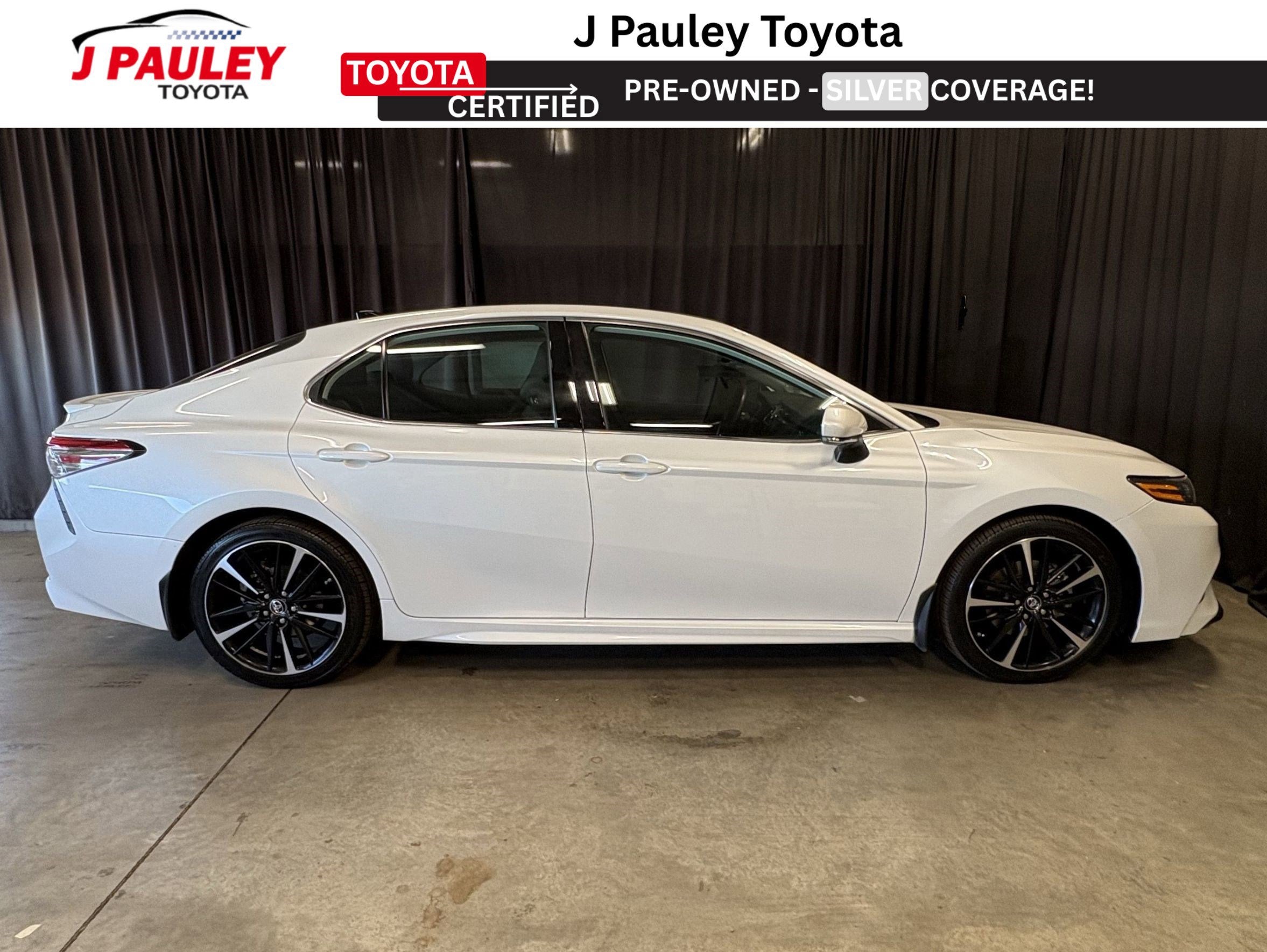 2019 Toyota Camry XSE FWD